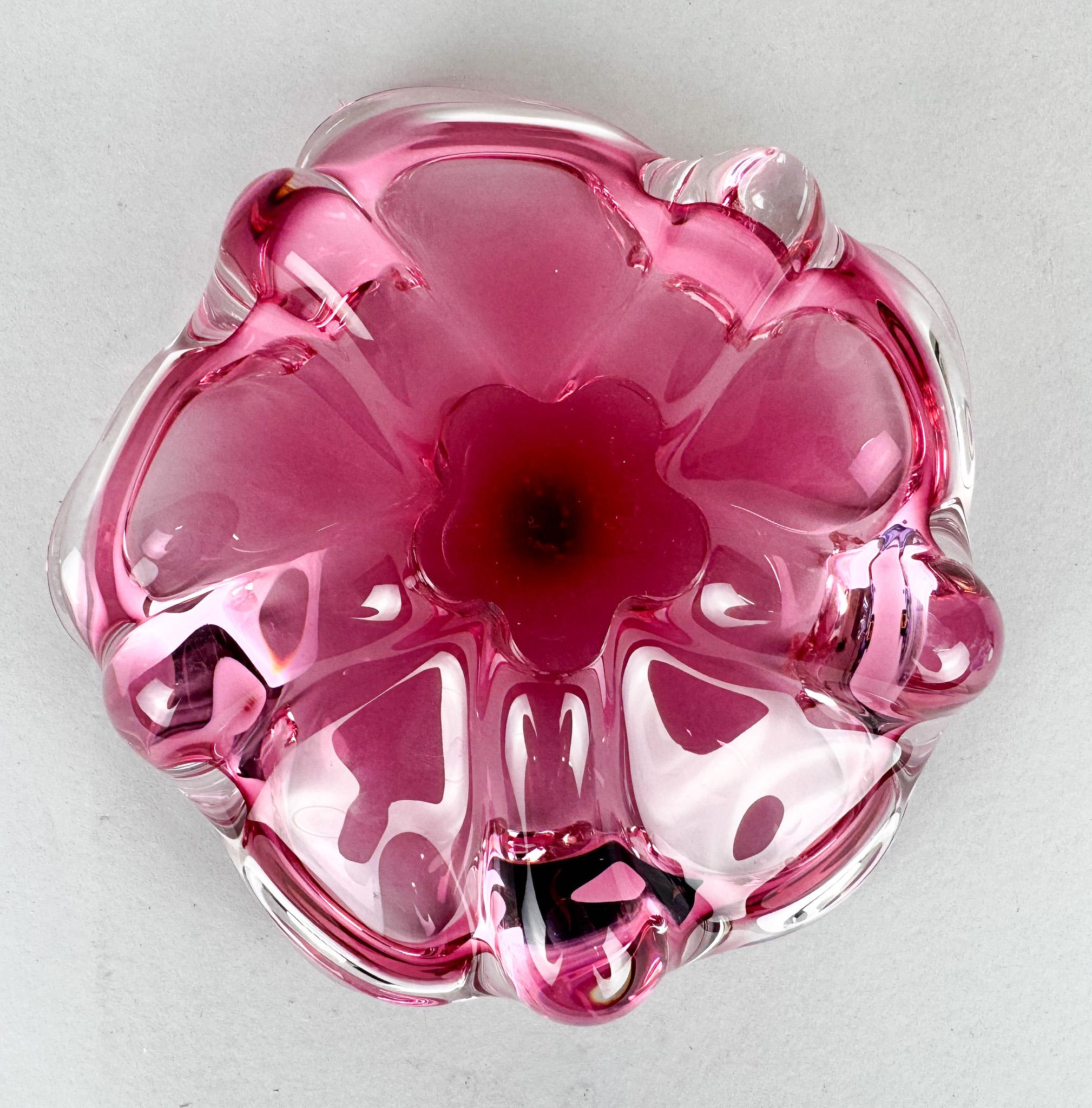 20ième siècle Bol en verre d'art vintage de Josef Hospodka pour Chribska Glassworks, années 1960 en vente