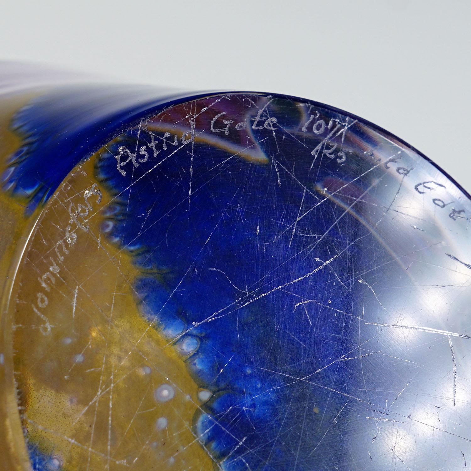 Bol en verre d'art « Tolpan » d'Abraham Gate 2006 en vente 3