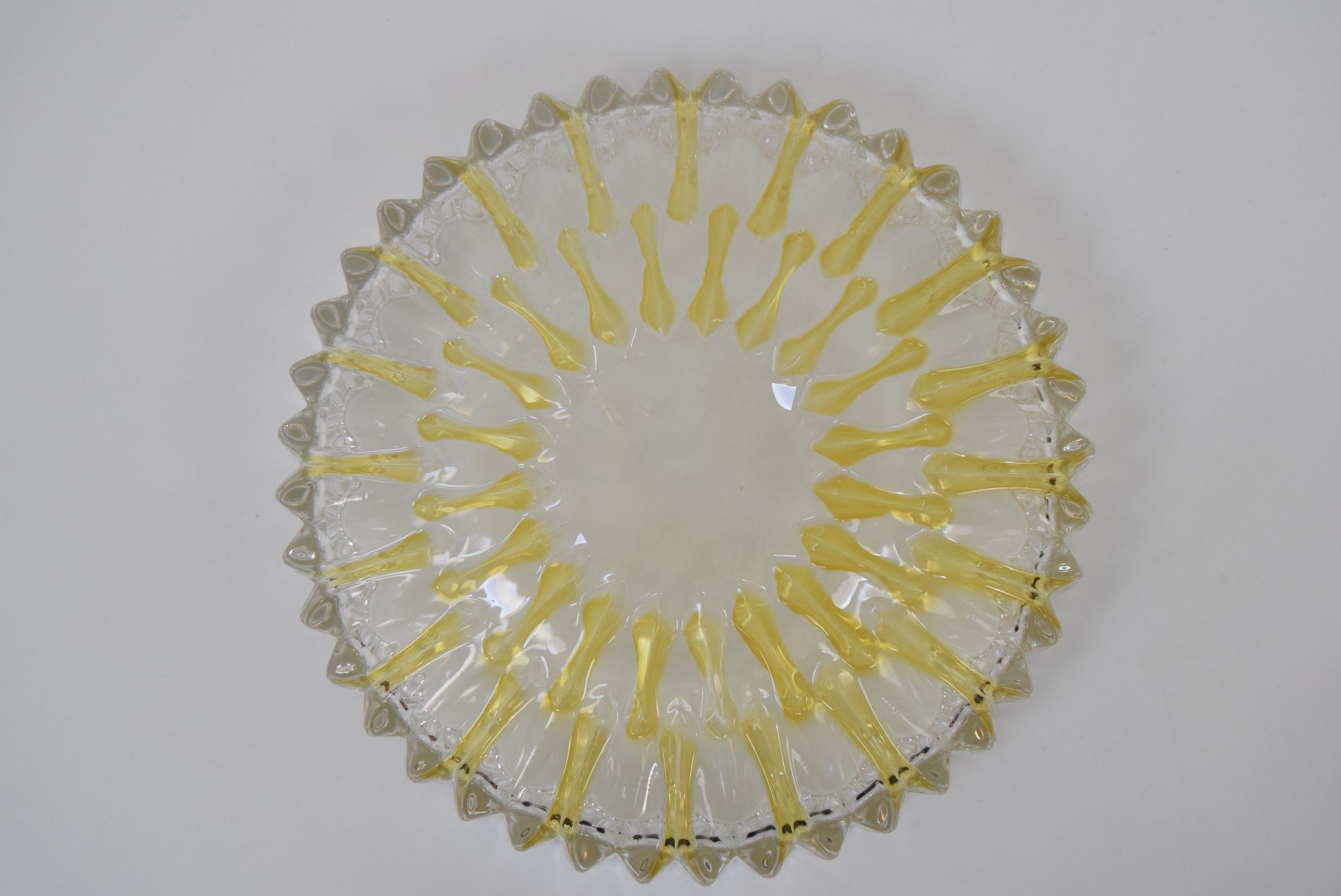 Vintage Art Glass Bowl, 1960's For Sale 2