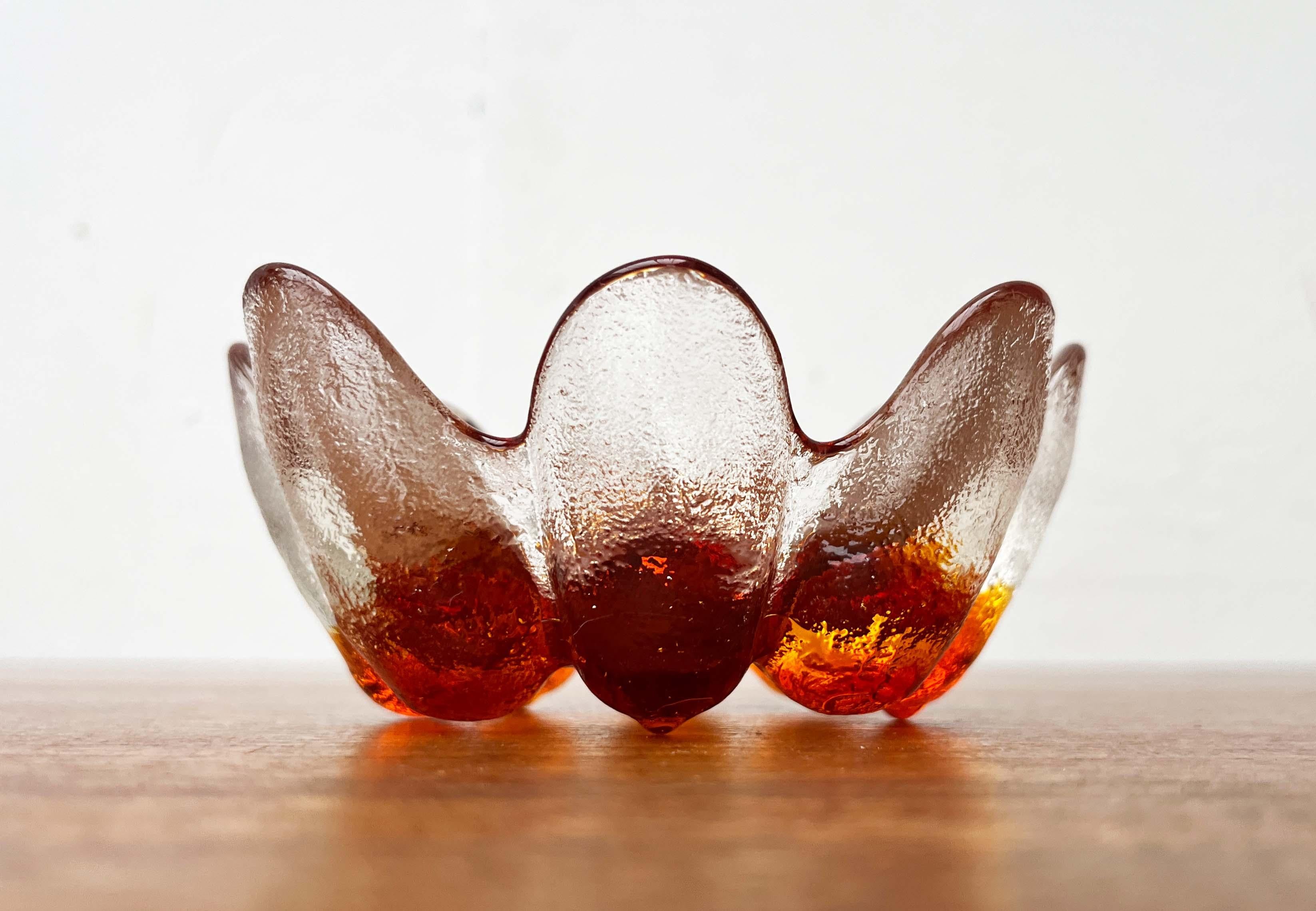 Vetro Portacandele d'epoca in vetro artistico di Muurla, Finlandia, anni '70 in vendita