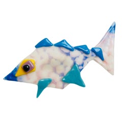 Vintage art glass fish designer brooch