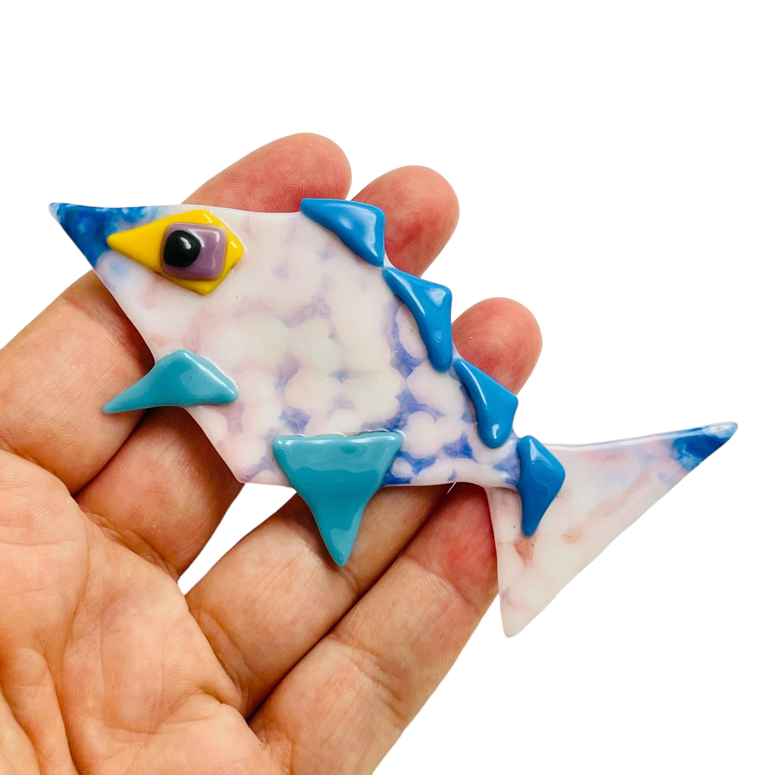 Women's Vintage art glass fish designer brooch For Sale