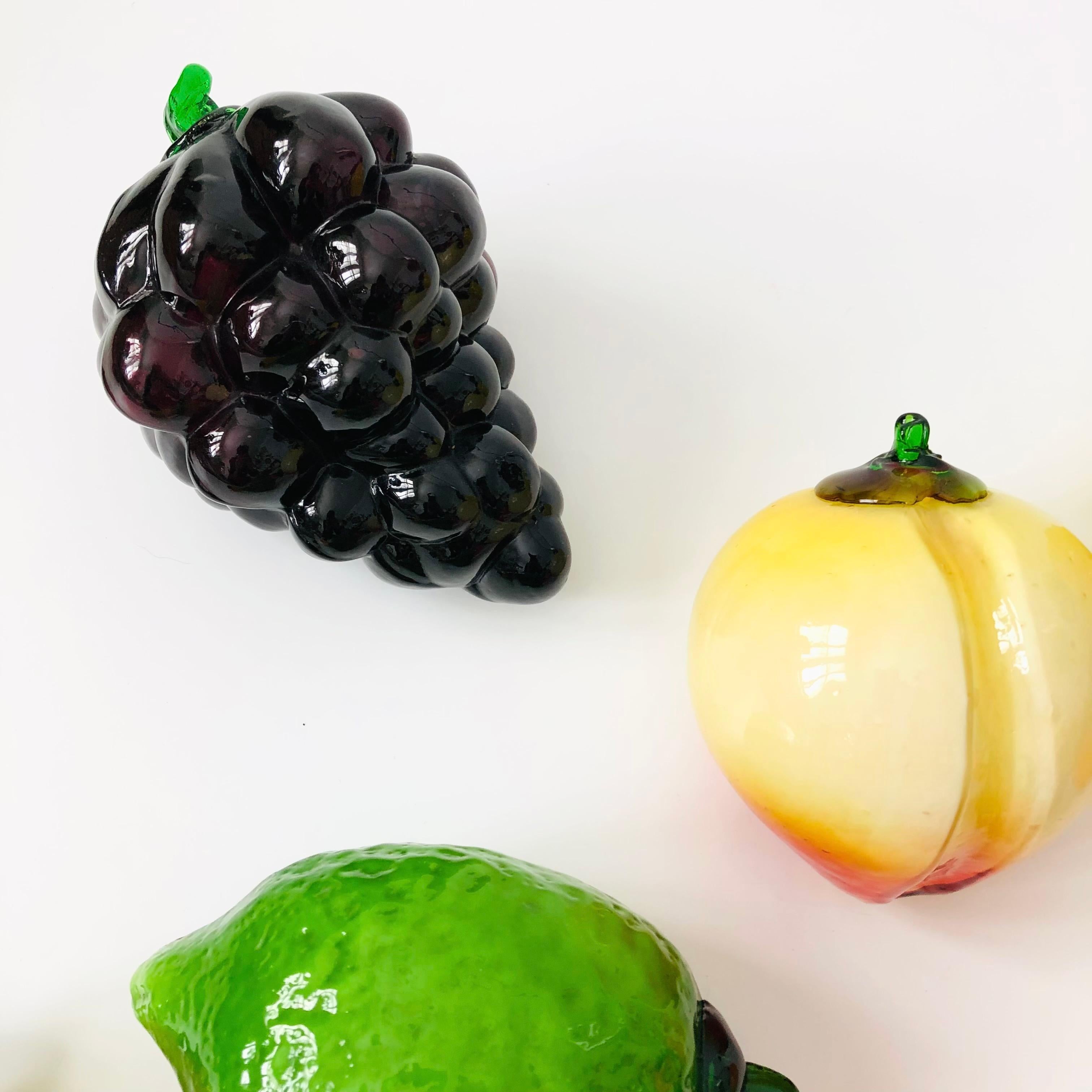 Frutas de vidrio artístico vintage - Set de 8 en Bueno Estado en Fairfield, CA
