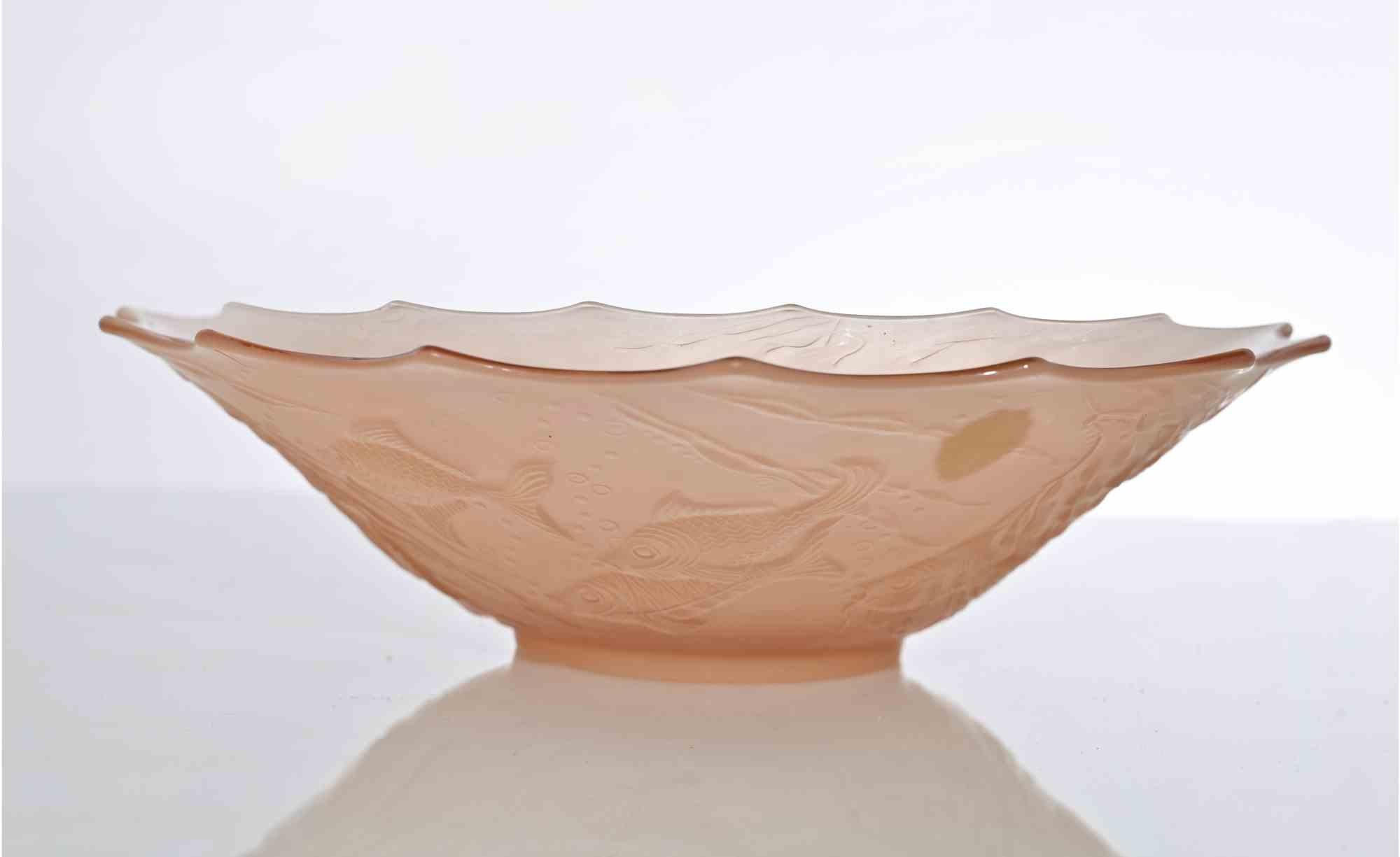 Vintage Art Glass Plate with Decorated Fishes , realized in Italy in 1970s.

Transparent pink.

Very Good condition.