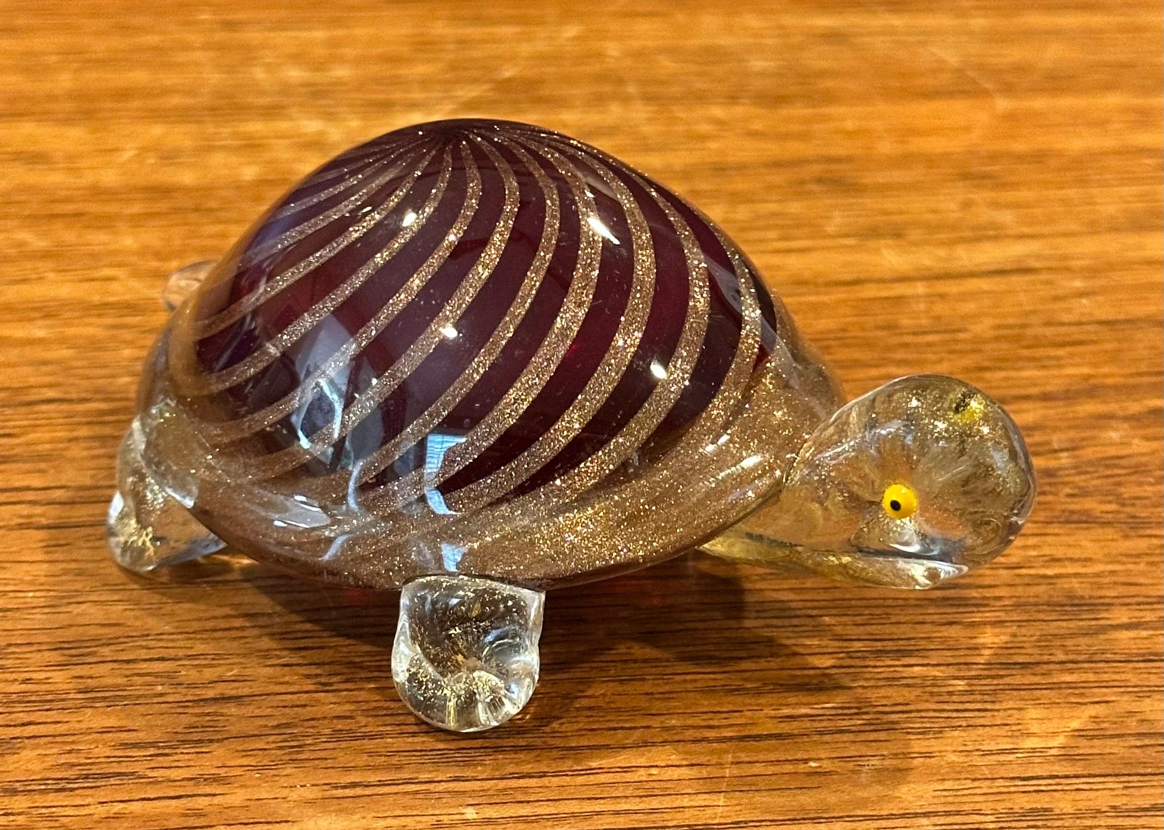 XX secolo Scultura di tartaruga in vetro artistico vintage di Murano in vendita