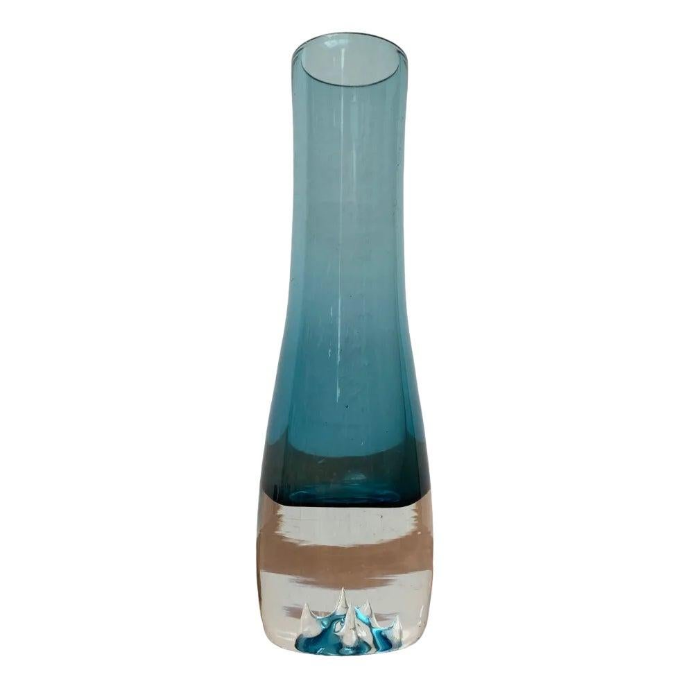 Vintage Art Glass Vase, 20th Century For Sale