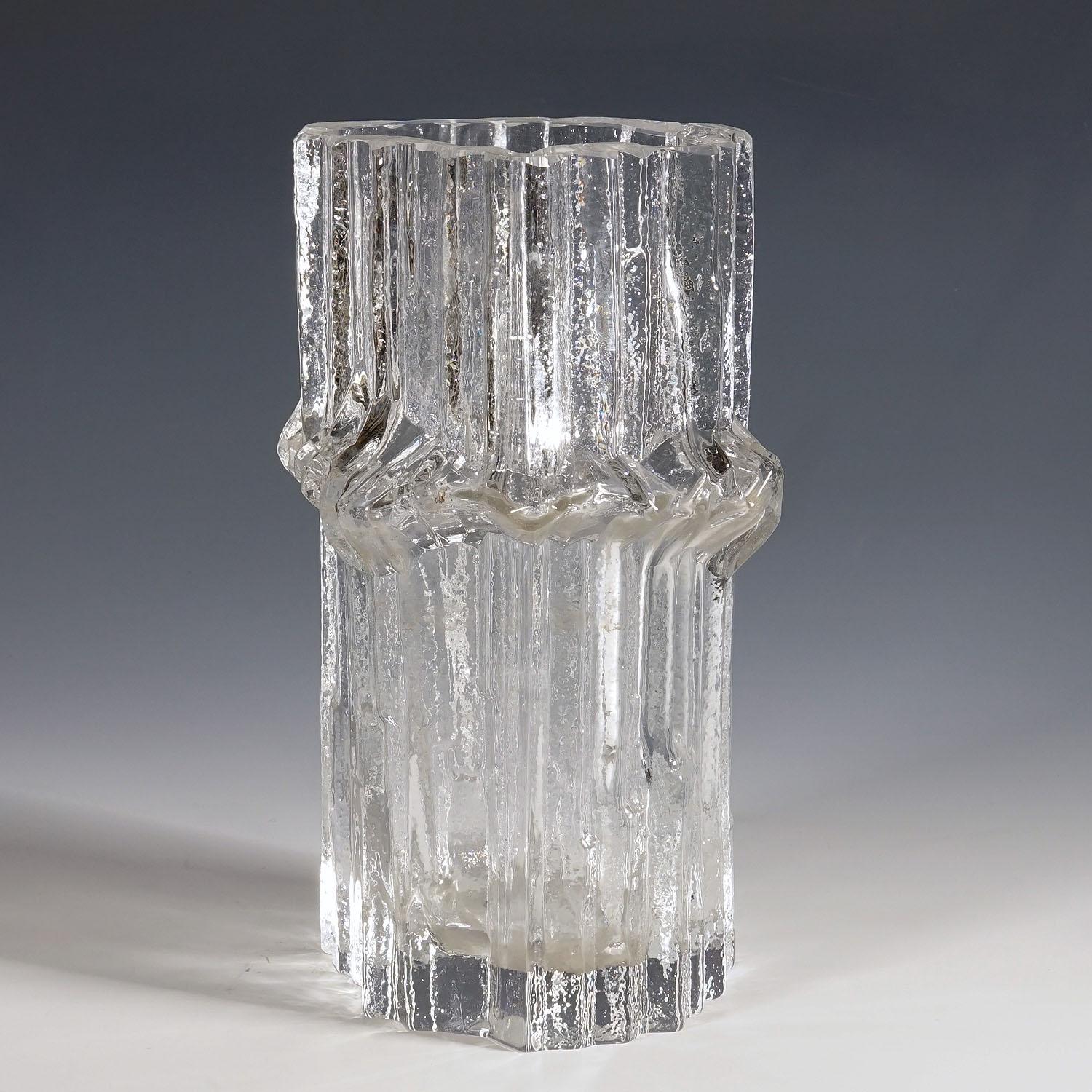 Mid-Century Modern Vintage Art Glass Vase by Tapio Wirkkala for Iittala 1967 For Sale