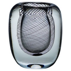 Vase en verre d
art Vintage par Vicke Lindstrand pour Kosta 1950s