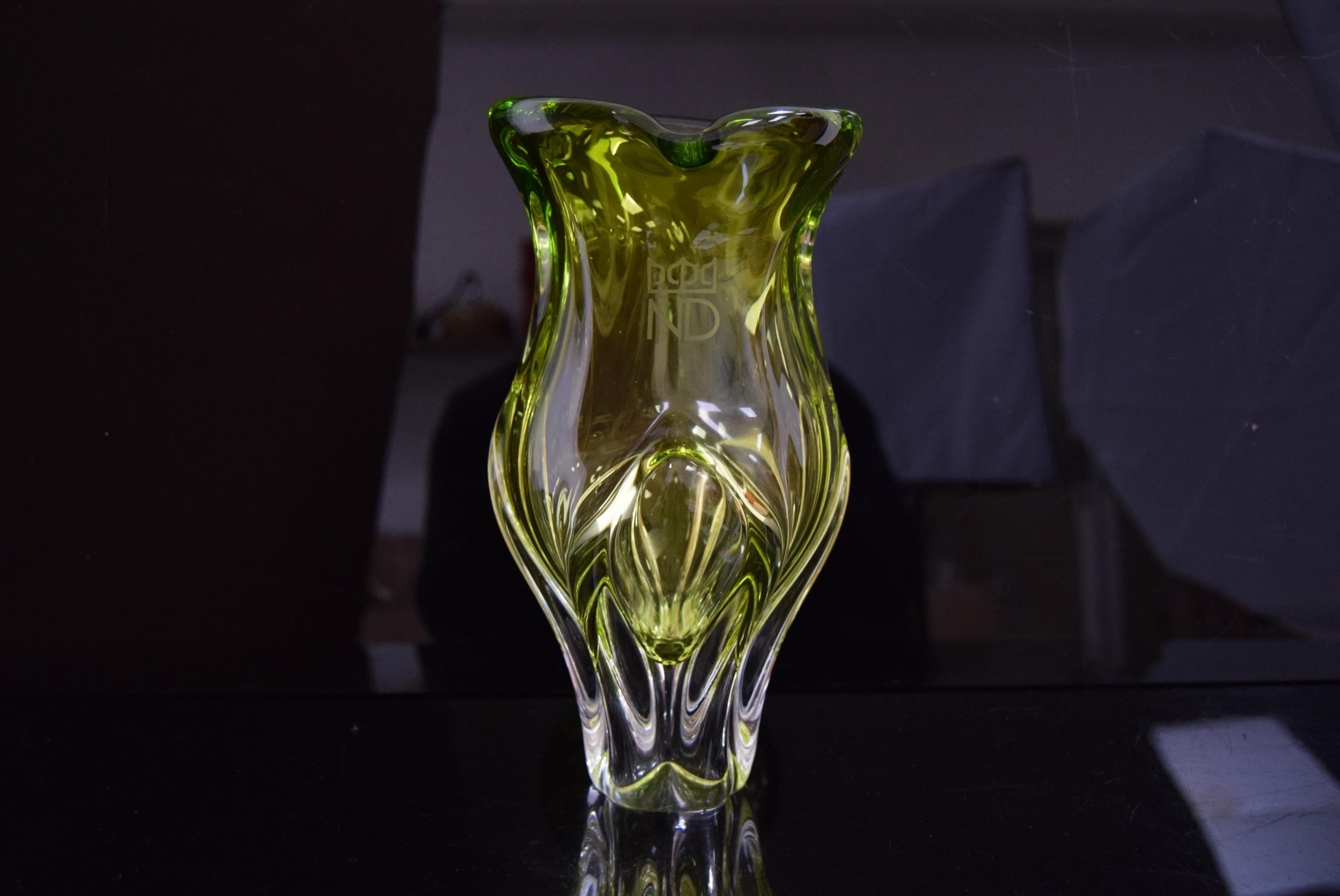 Vintage Art Glass Vase Designed by Josef Hospodka , 1960s For Sale 2