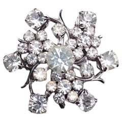 Vintage-Blumen-Anstecknadel-Anhänger aus Kristall in Silbertönen, Klarkristall, Jugendstil