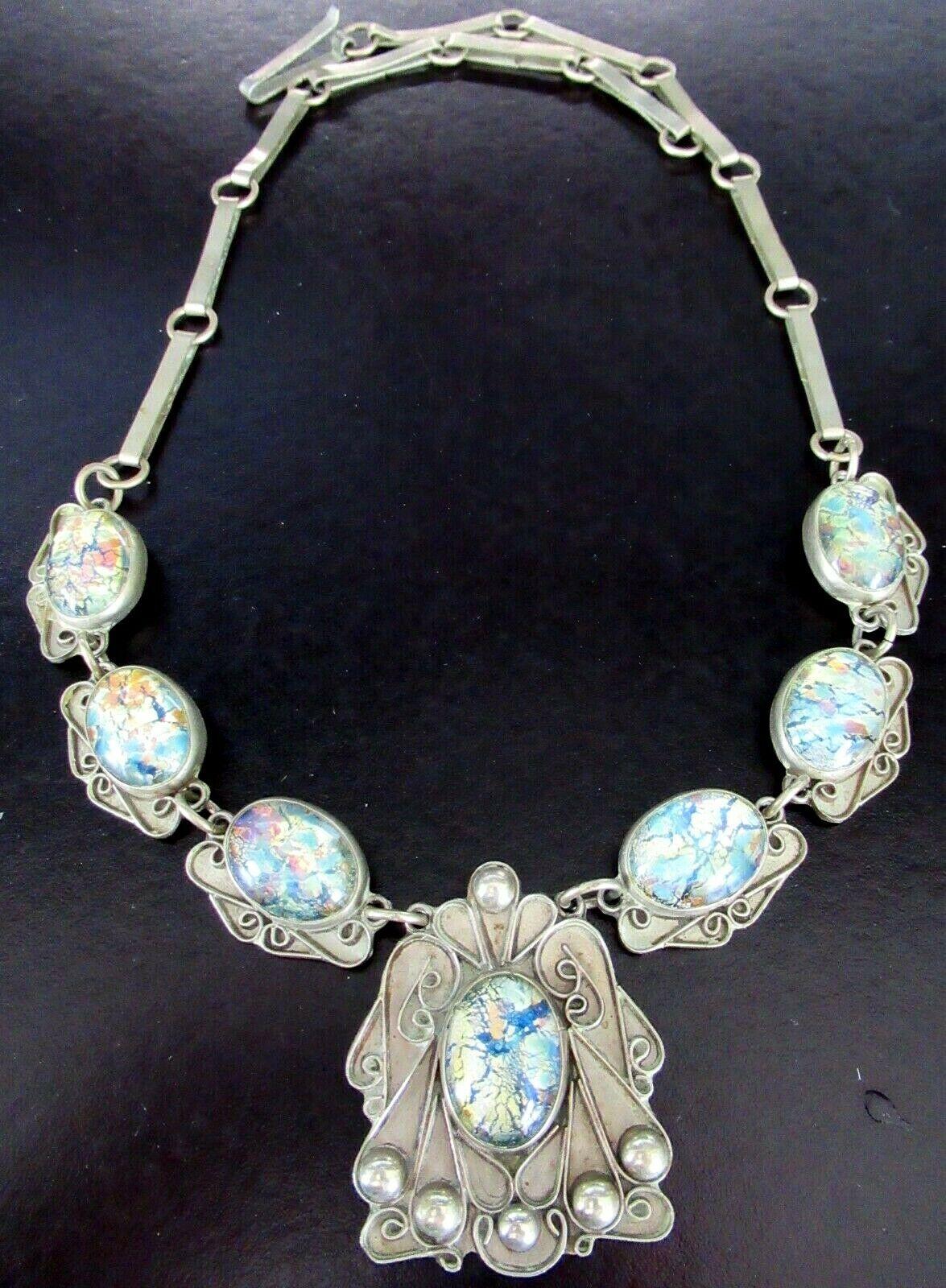 Vintage Art Nouveau Designer Foil Set Opal Sterling Silver Necklace Mexico In Excellent Condition In Montreal, QC