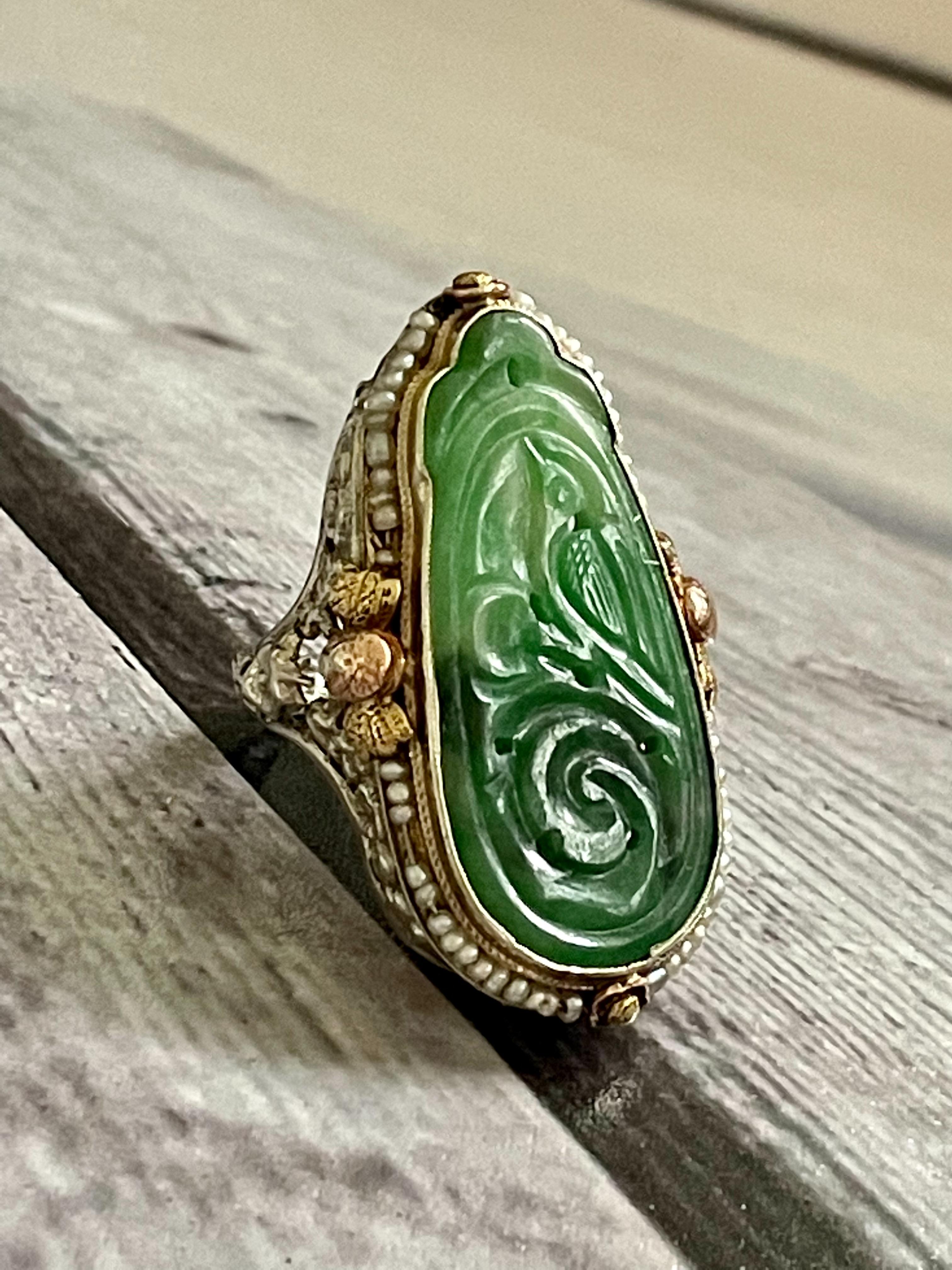 Vintage Vintage Jugendstil Jade und See Perle 18 Karat Gelbgold Ring im Angebot 1