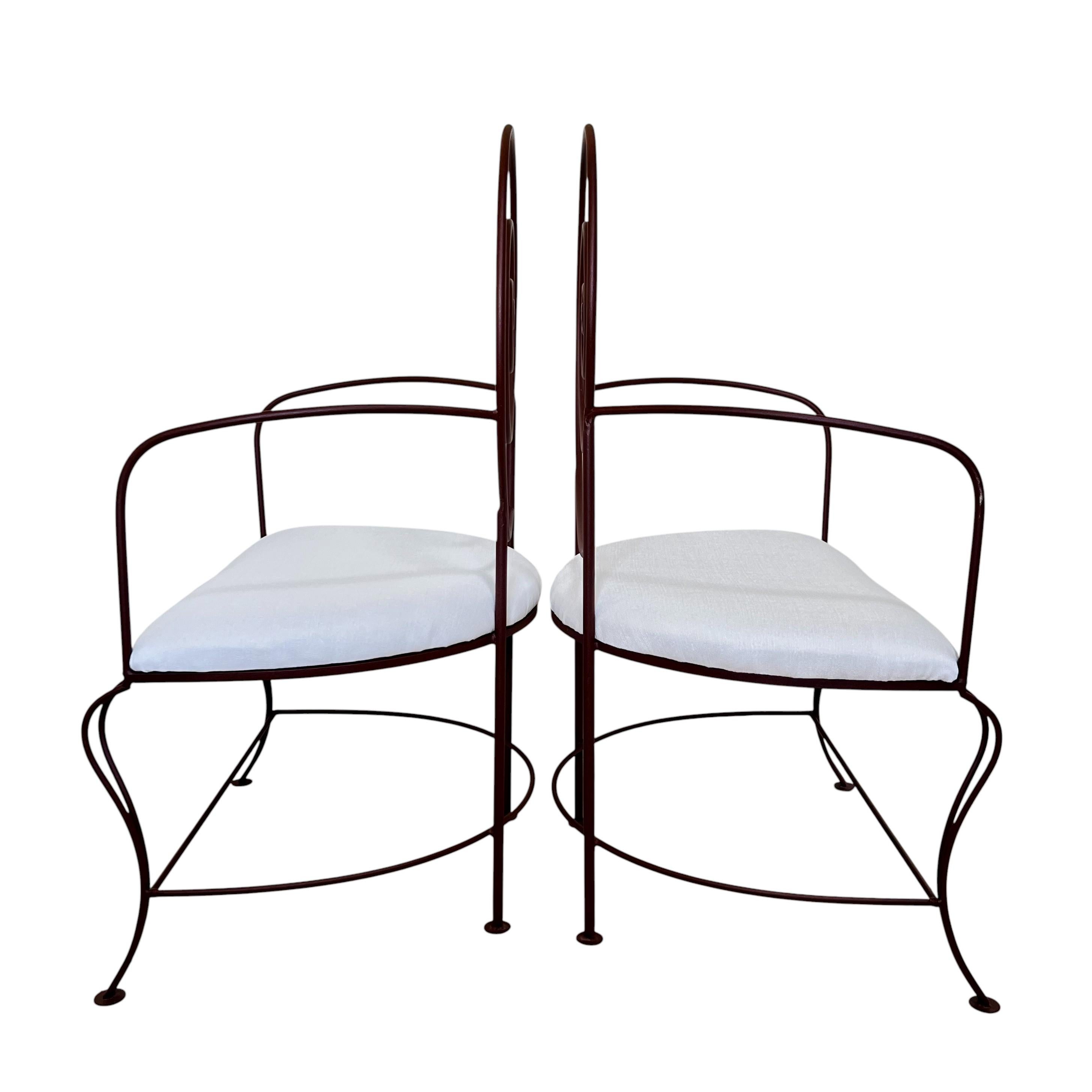 Tissu Paire de fauteuils en fer en spirale Vintage Art Nouveau Nautilus en vente