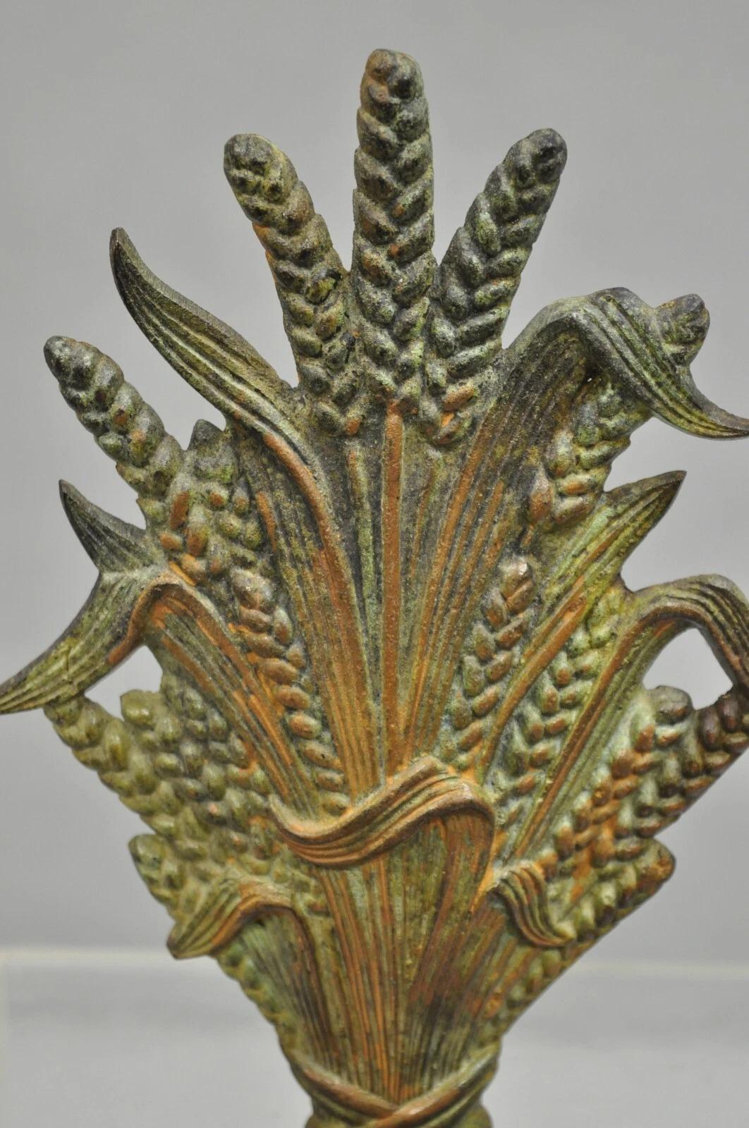 Art Nouveau Fermalibri vintage in metallo fuso patinato Art of Vintage, covone di grano - Coppia in vendita