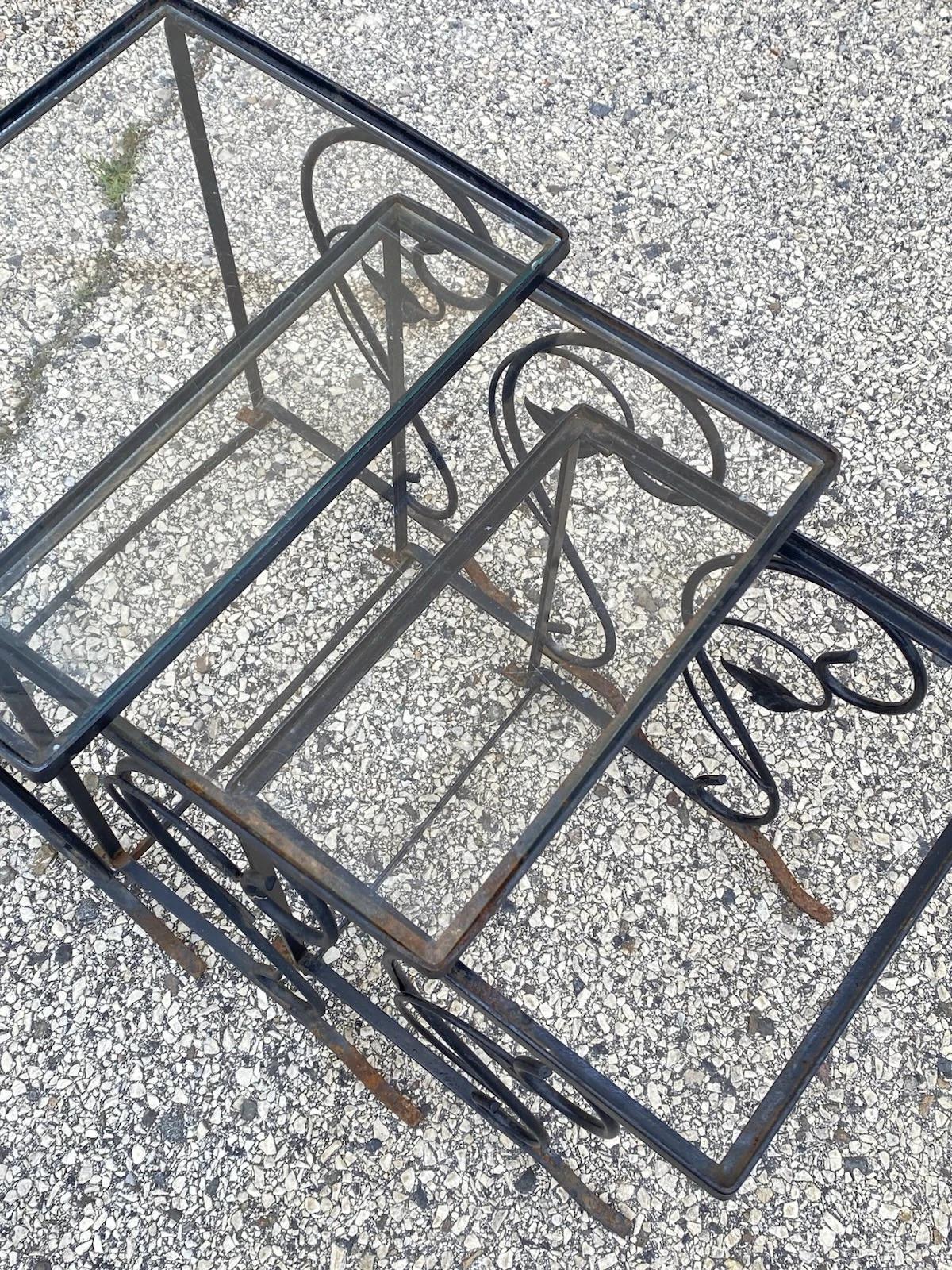 Vintage Art Nouveau Salterini Wrought Iron Garden Nesting Side Tables - 3 Pc Set For Sale 1