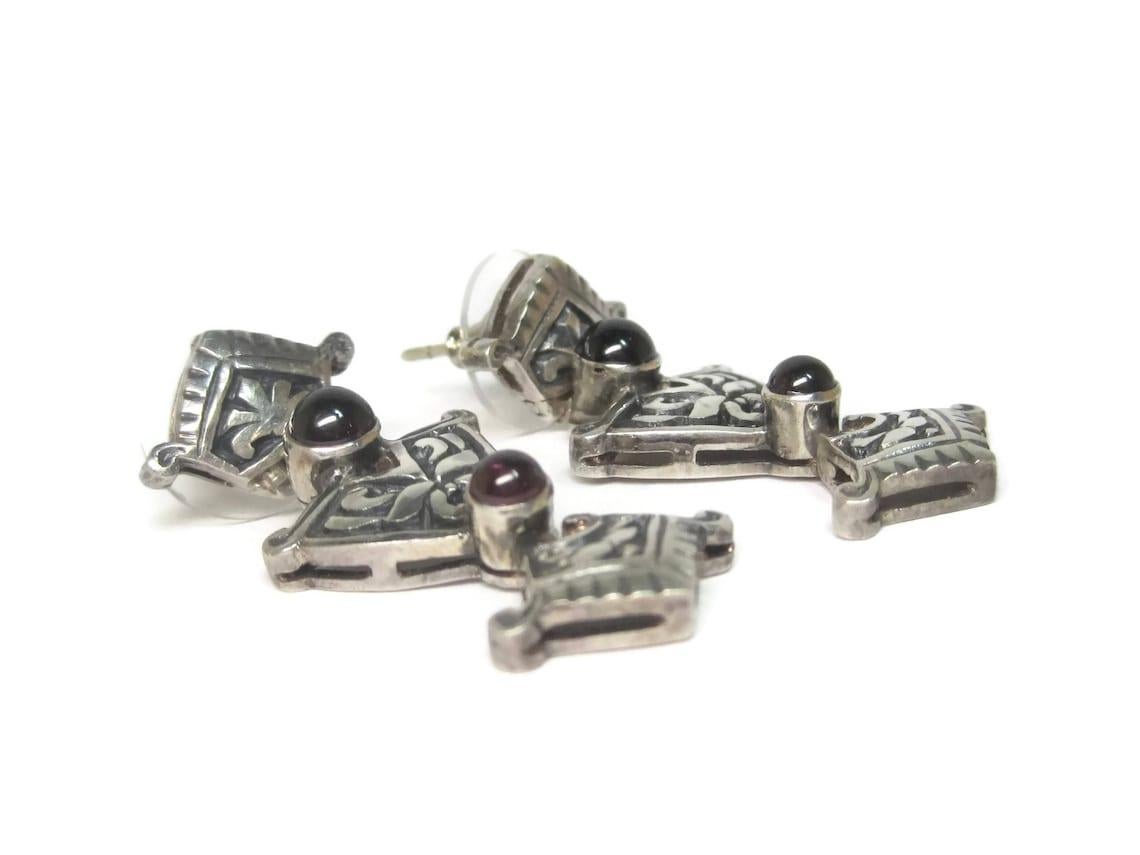 Vintage Art Nouveau Style Garnet Earrings in Sterling Silver For Sale 1