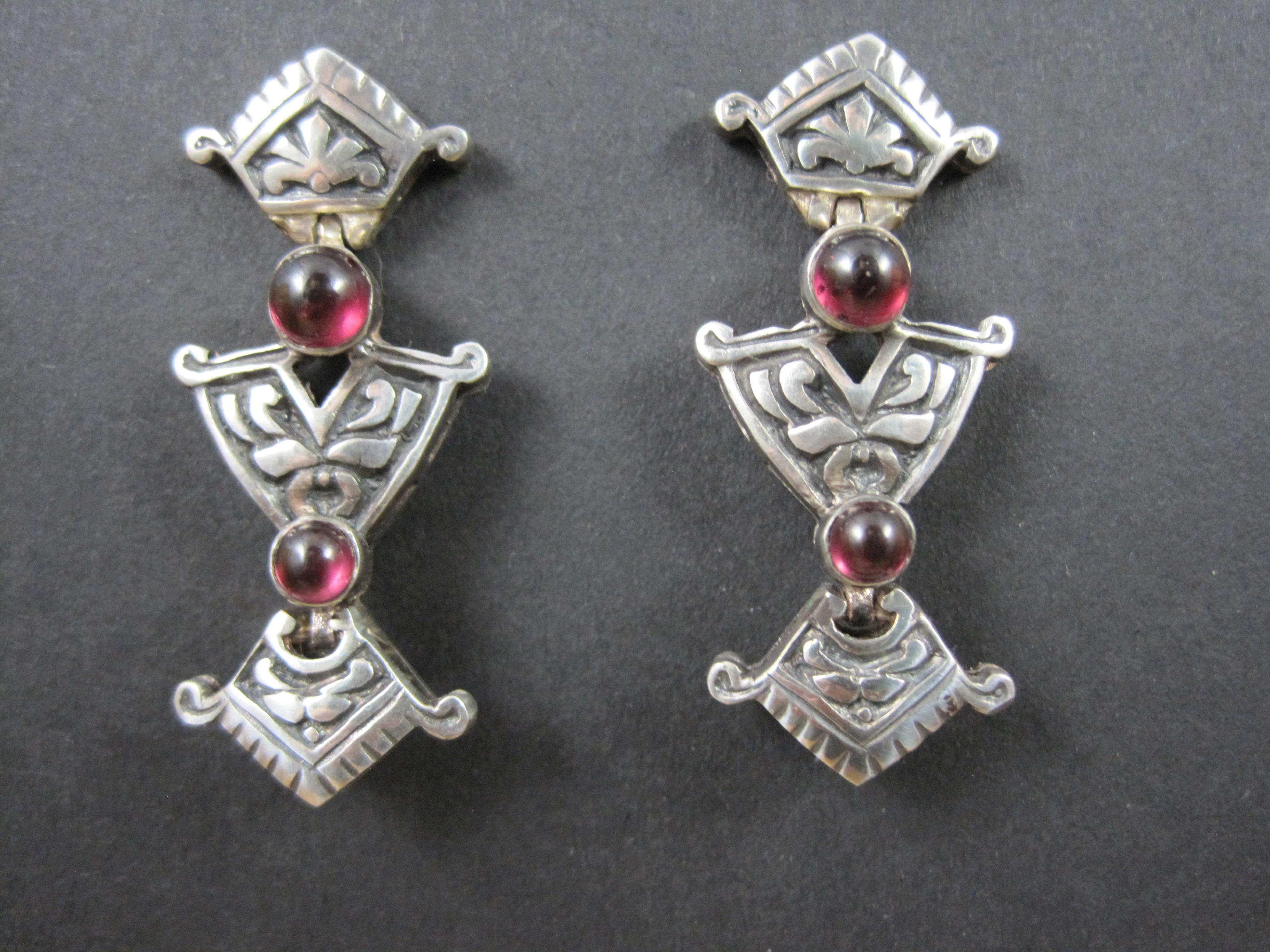 Vintage Art Nouveau Style Garnet Earrings in Sterling Silver For Sale 3