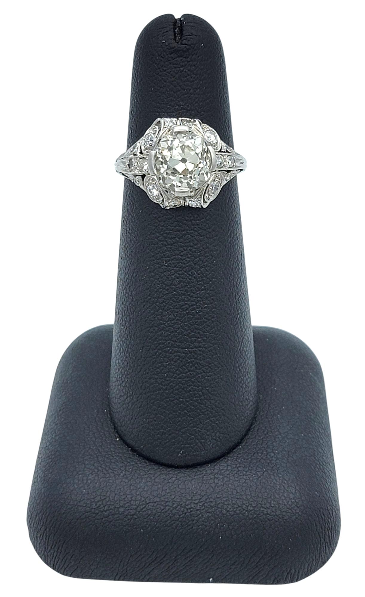Vintage Art Nouveau Style Old European Cut Diamond Engagement Ring in Platinum im Angebot 4