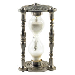 Vintage Art Nouveau Hourglass en étain:: Début 1900