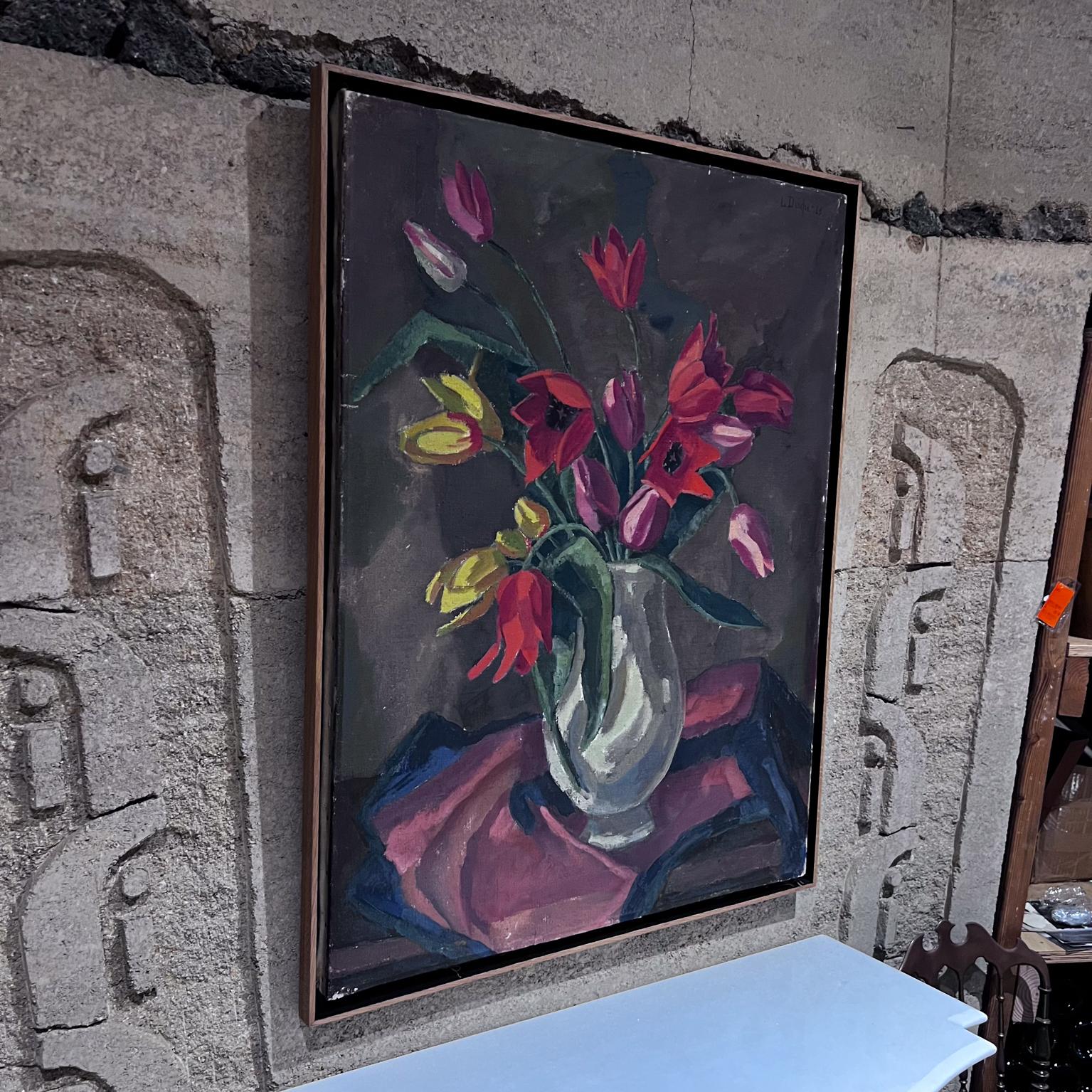 Mid-20th Century Oil on Canvas Floral Still Life Signed Painting For Sale 11
