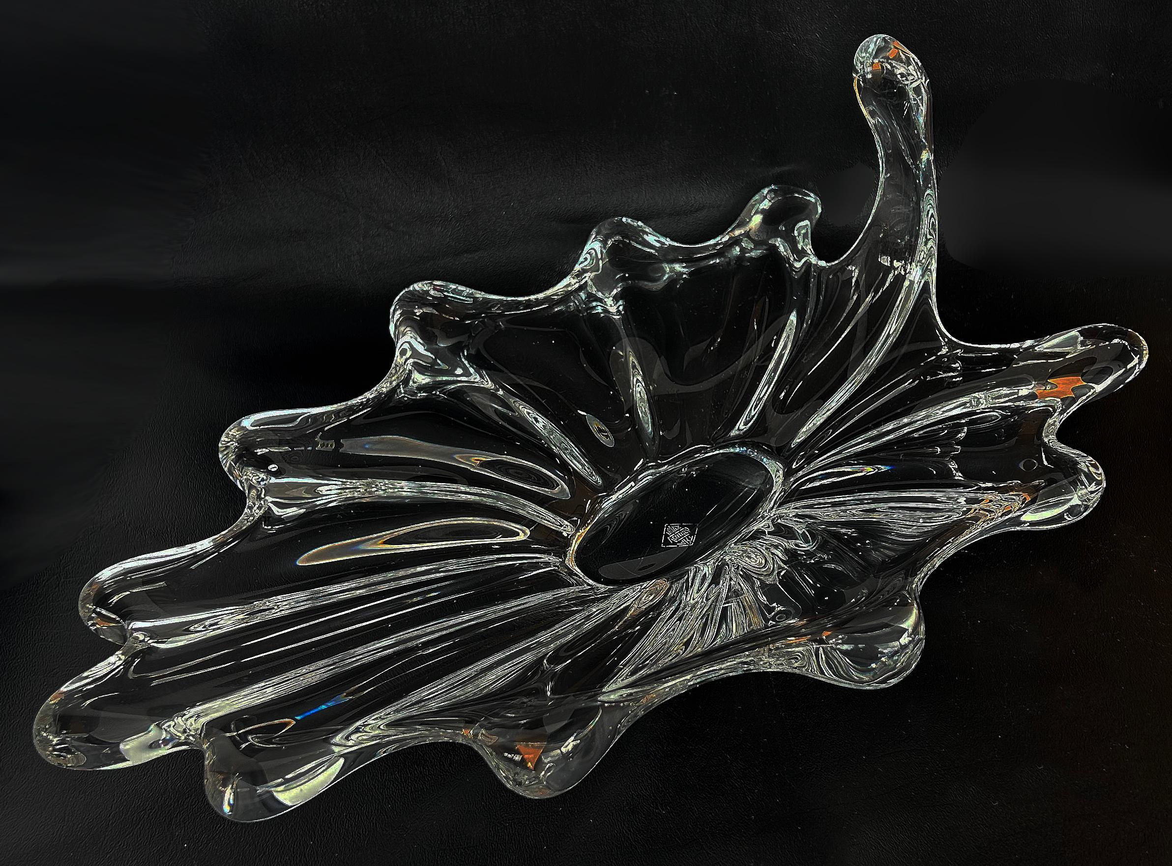 Français Vintage Art Vannes France Cristal Art Glass Centerpiece Dish, Signed Art Vannes en vente