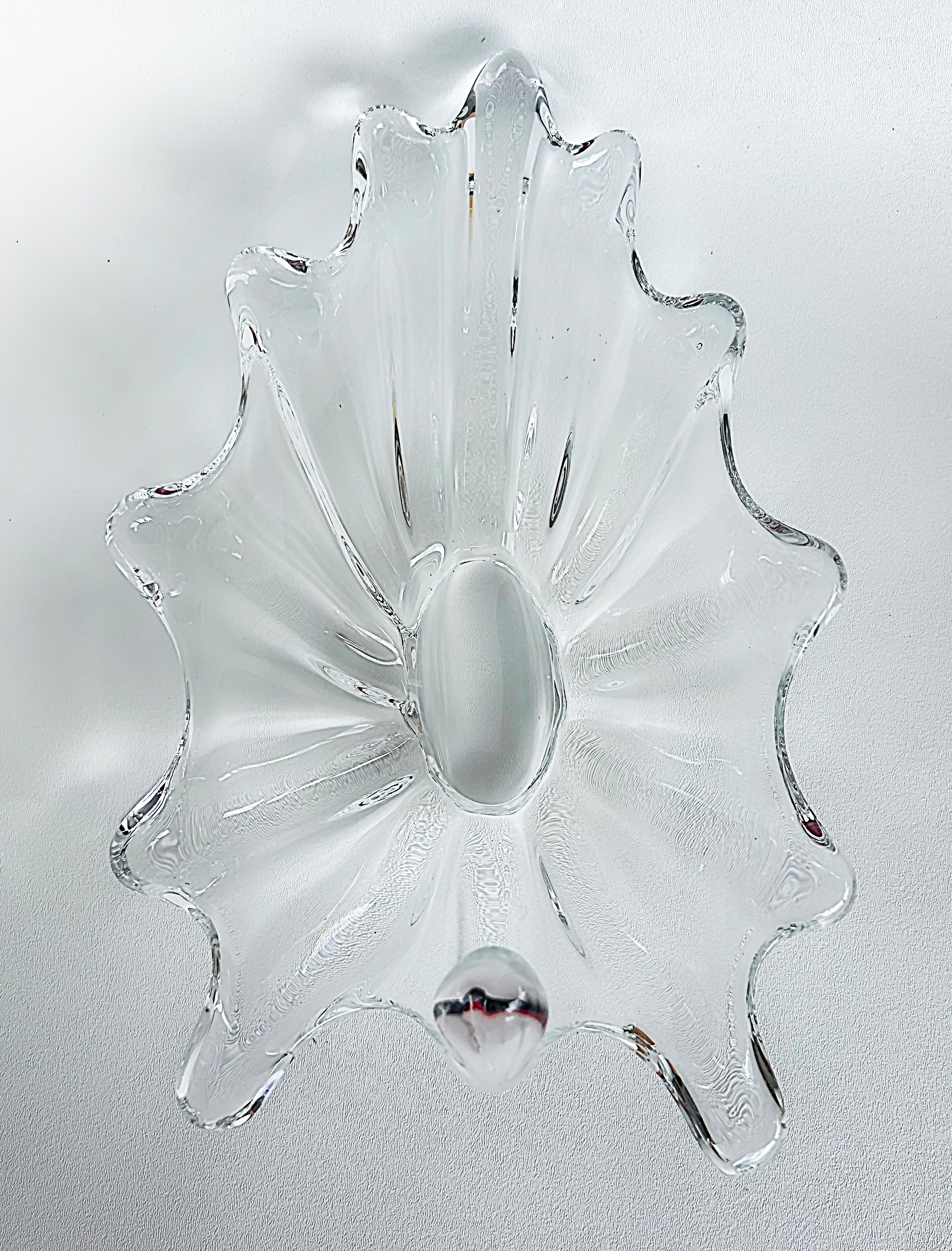 20ième siècle Vintage Art Vannes France Cristal Art Glass Centerpiece Dish, Signed Art Vannes en vente