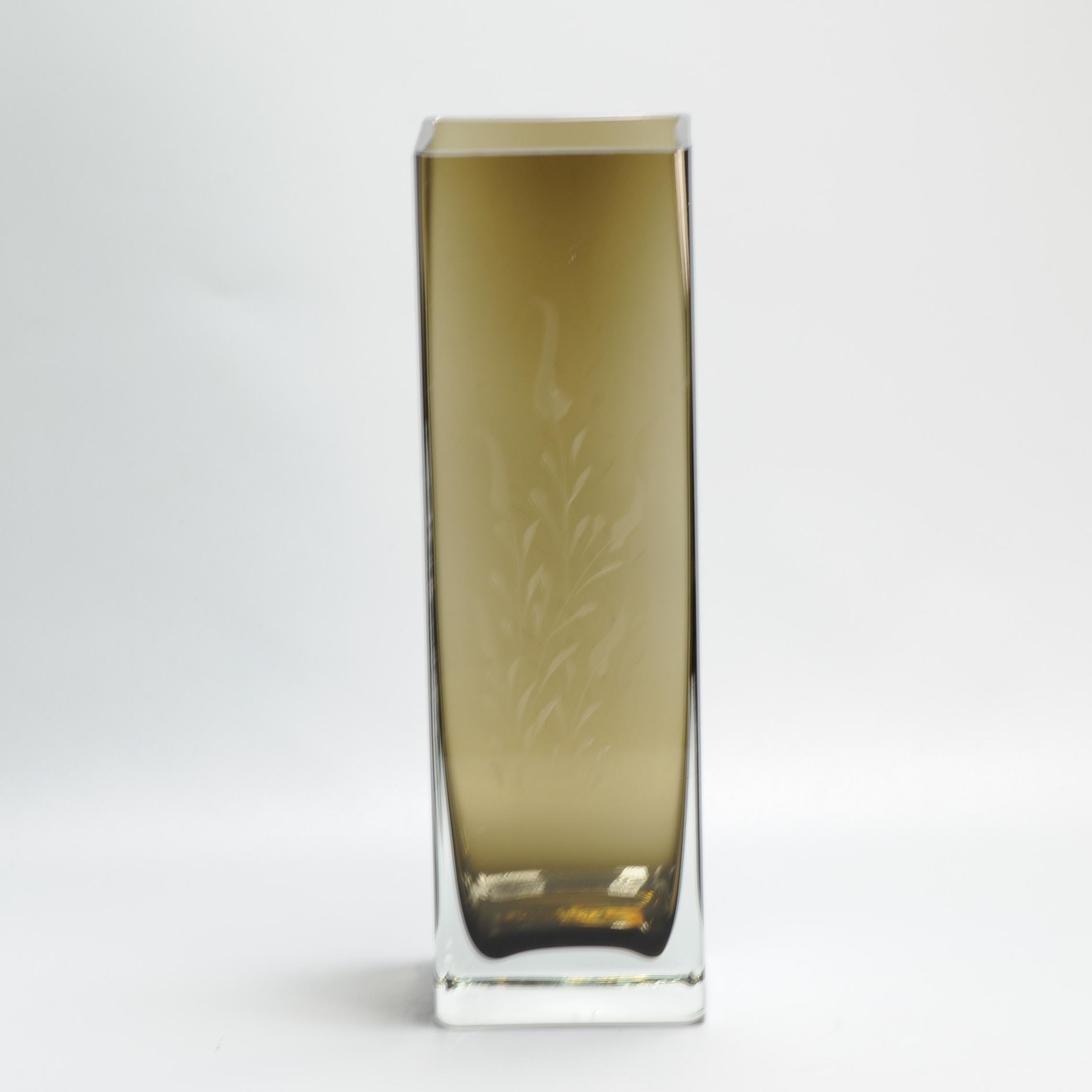 Vaso d'arte d'epoca Smokey Brown Sommerso Nils Landberg per Orrefors Glasswork in vendita 3