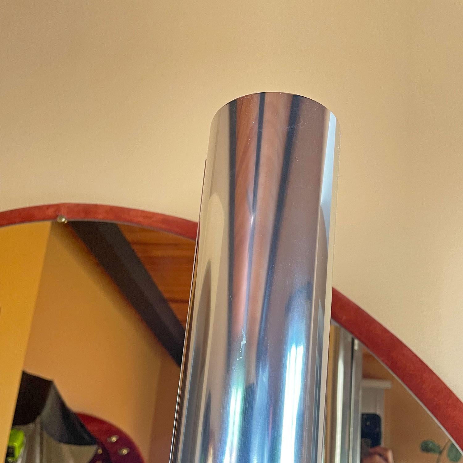 Postmoderne Vintage Artemide-Stehlampe aus eloxiertem Aluminium mit Megaron-Schirm, Vintage 2
