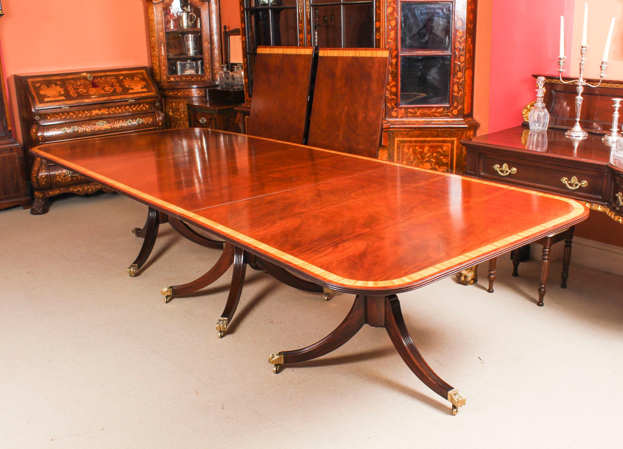 Vintage Arthur Brett Three Pillar Mahogany Dining Table and 14 Chairs In Good Condition In London, GB