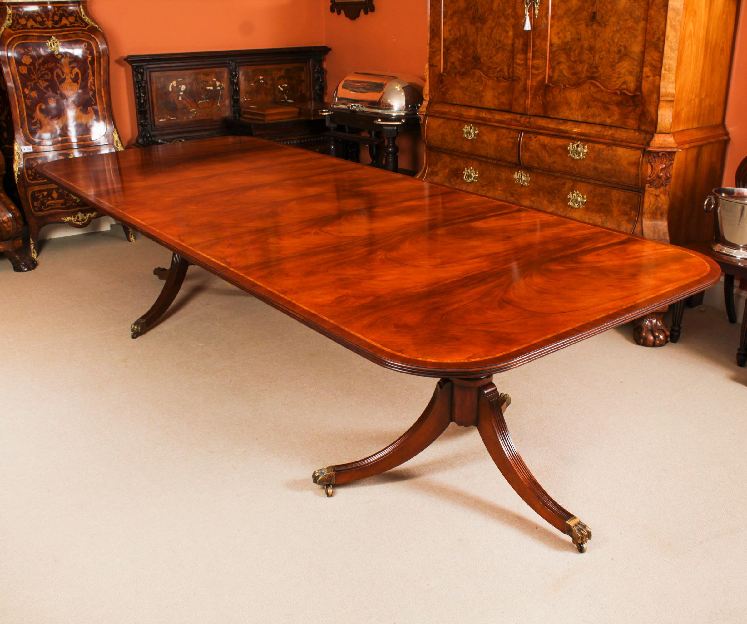 George III Vintage Arthur Brett Two Pillar Dining Table & 12 Hepplewhite Chairs 20th C
