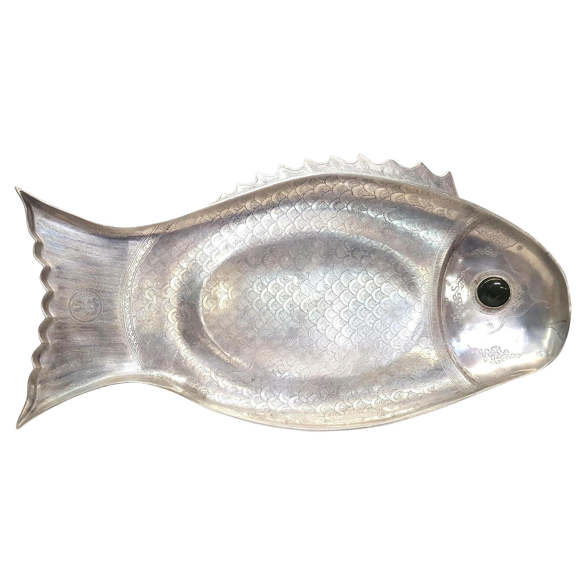 Arthur Court Polished Aluminum Fish Shaped Serving Platter, 1975 For