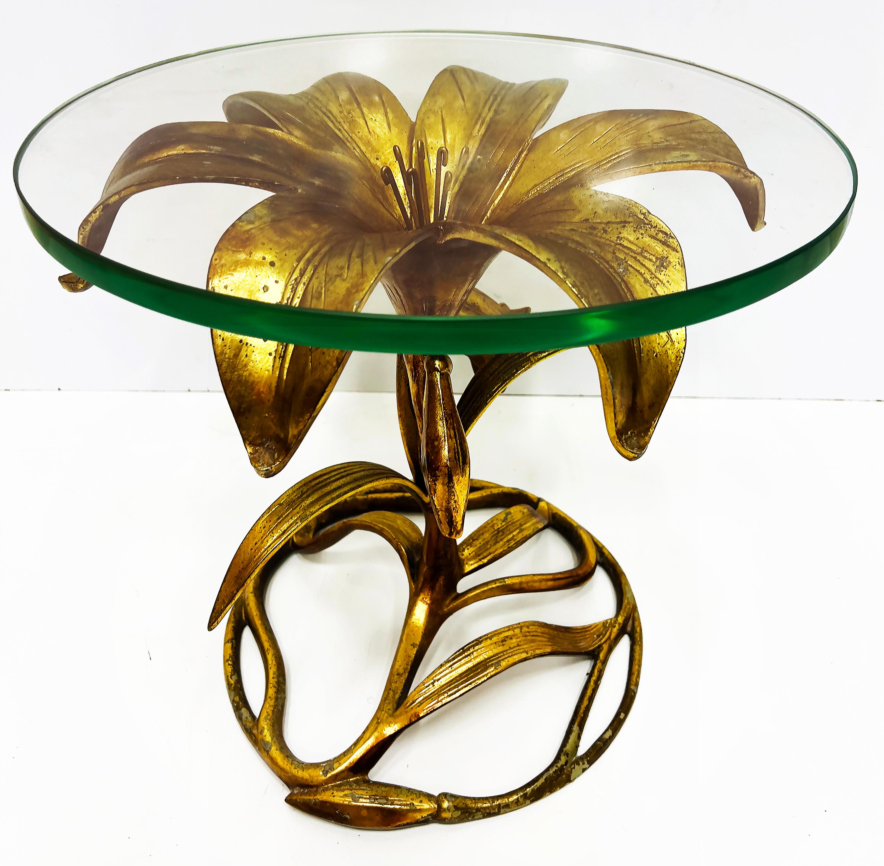 Vintage Arthur Court Hollywood Regency Gilt Flower Side Tables, Pair In Good Condition In Miami, FL