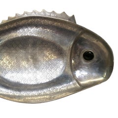 Vintage Arthur Court Grande piatto da portata in alluminio a forma di pesce Circa 1975