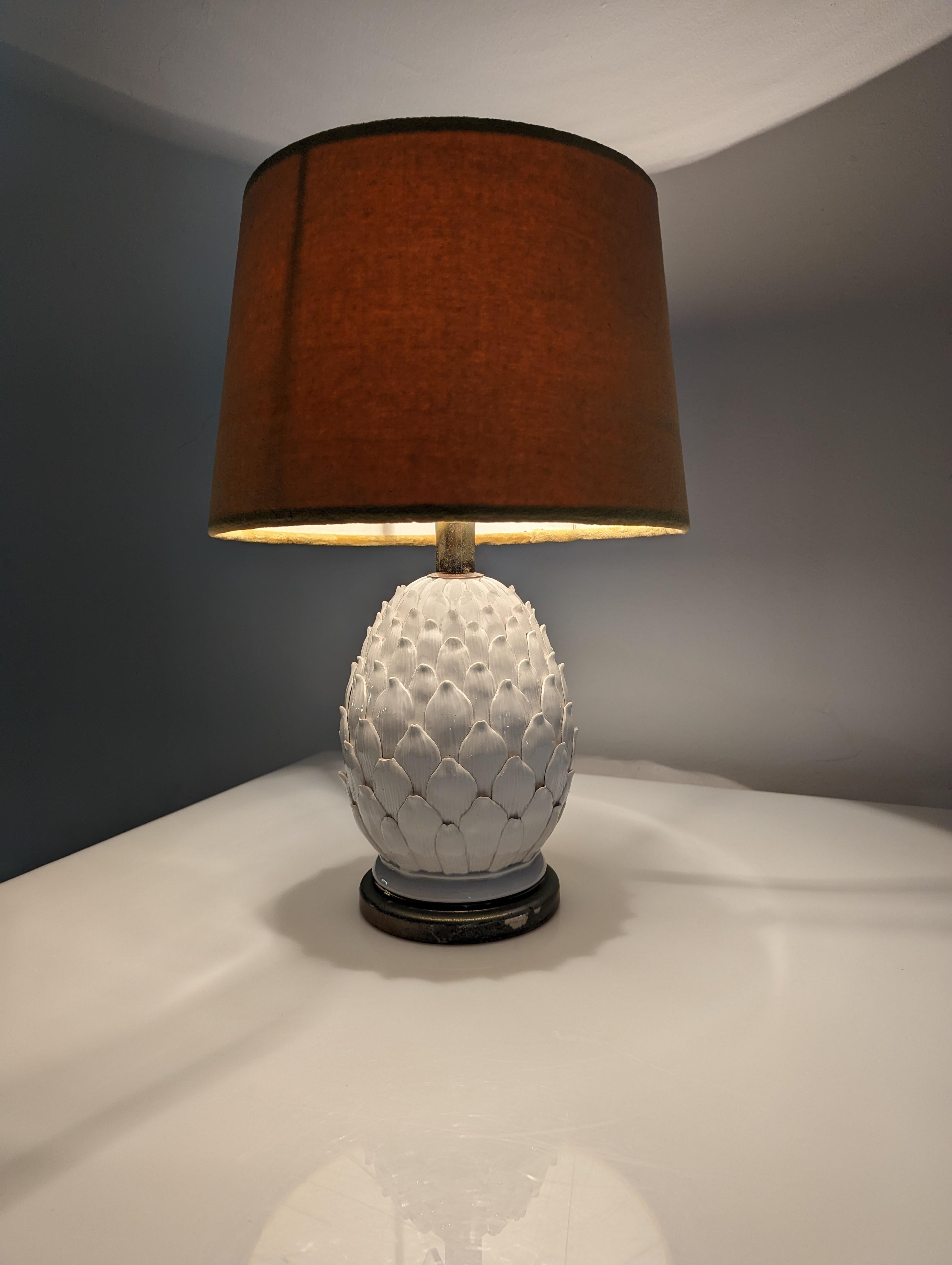 Vintage- Artichoke-Lampe aus weißem Porzellan, 1970er Jahre im Zustand „Gut“ im Angebot in Benalmadena, ES
