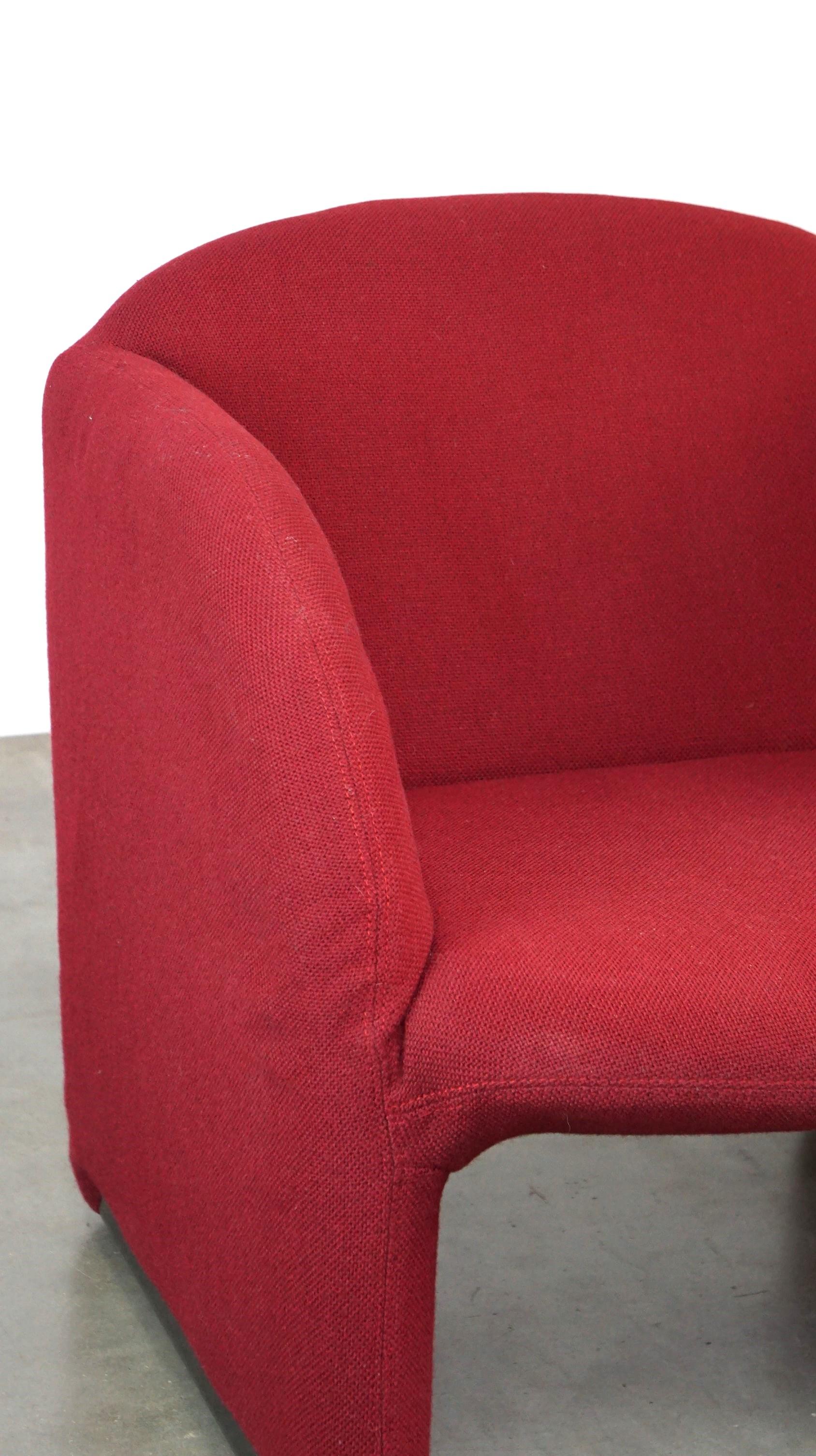 Poltrona Vintage Artifort Design modello Ben in robusto tessuto rosso in vendita 3
