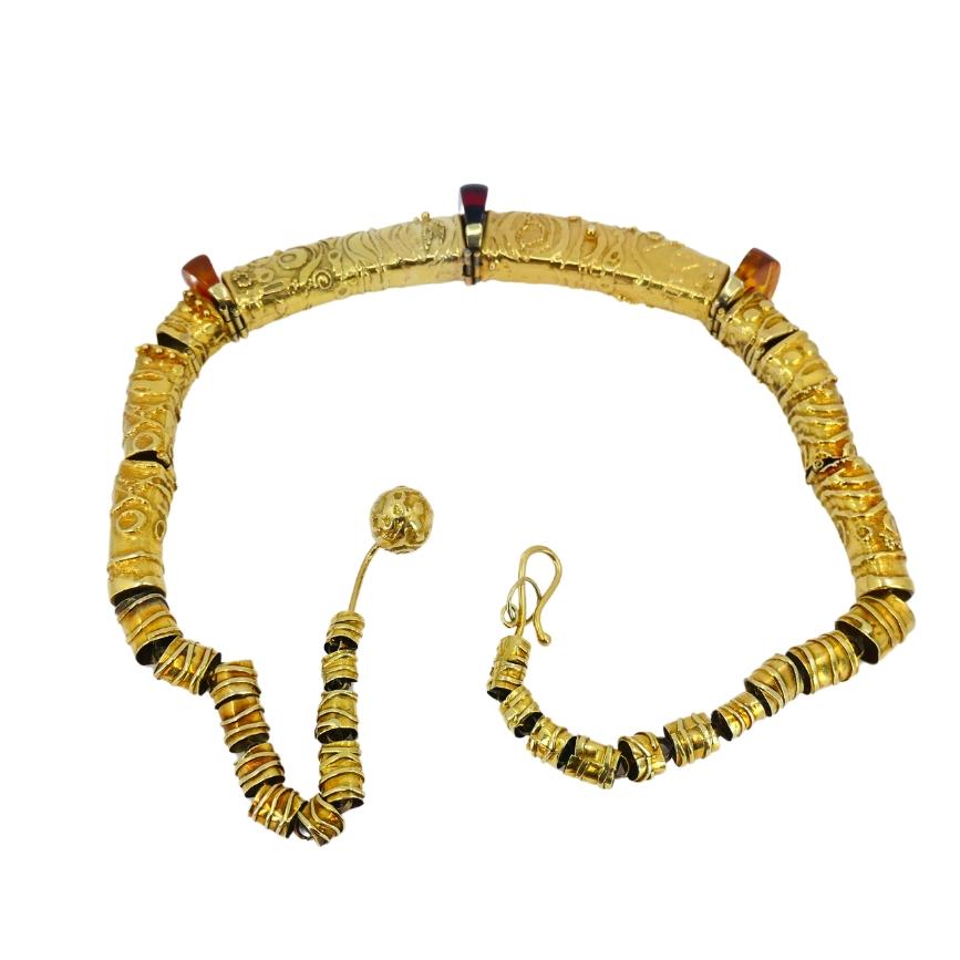 Collier d'ambre et d'or 14k Vintage Artisan en vente 1