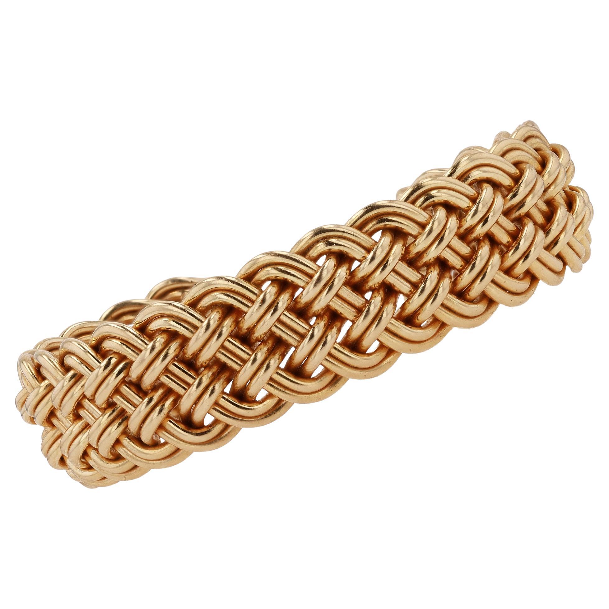 Bracelet manchette vintage en or 14k avec bracelets tressés en vente