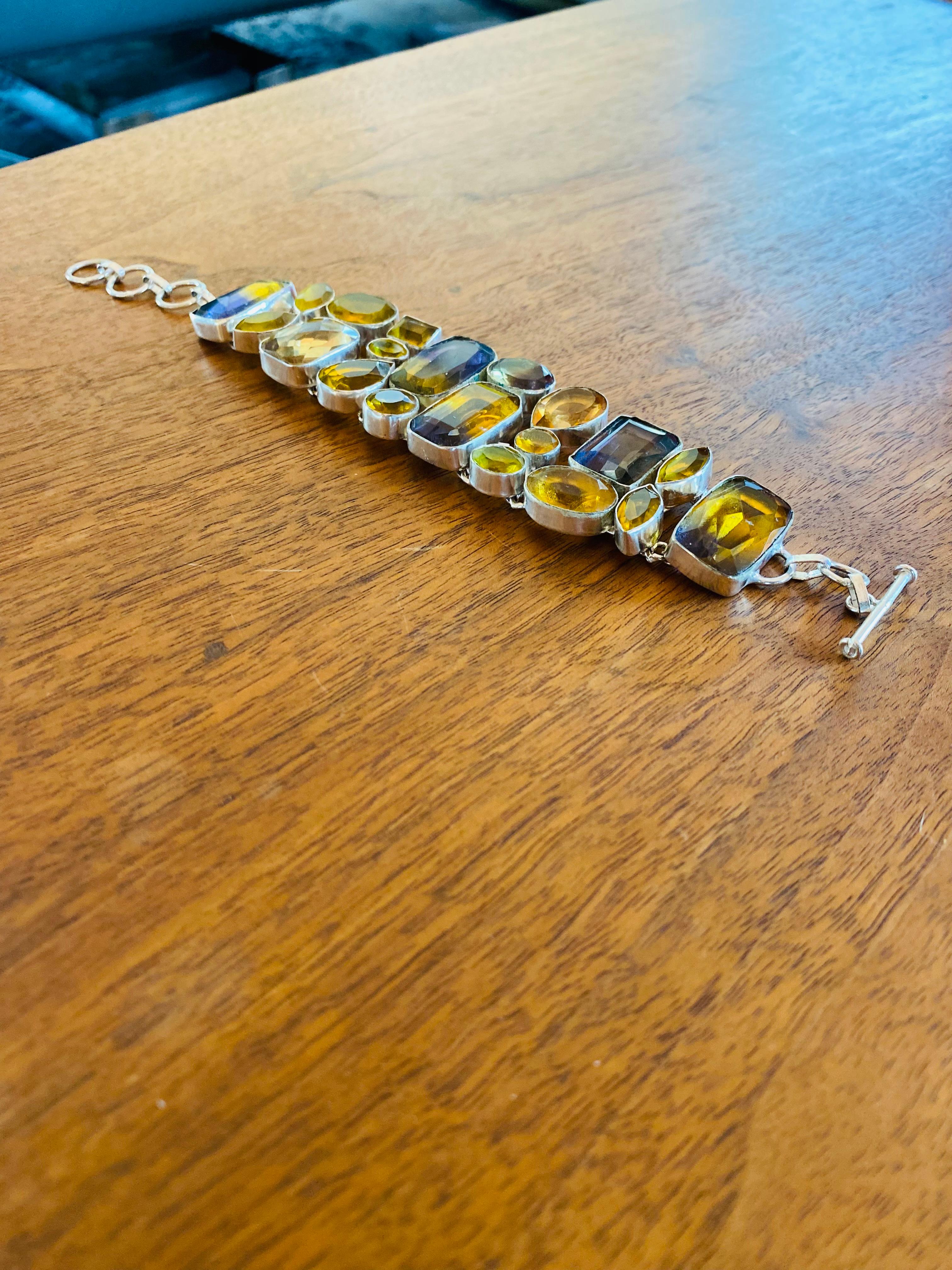 Pulsera vintage artesana de plata de ley 925 con piedras semipreciosas Años 70 Moderno en venta