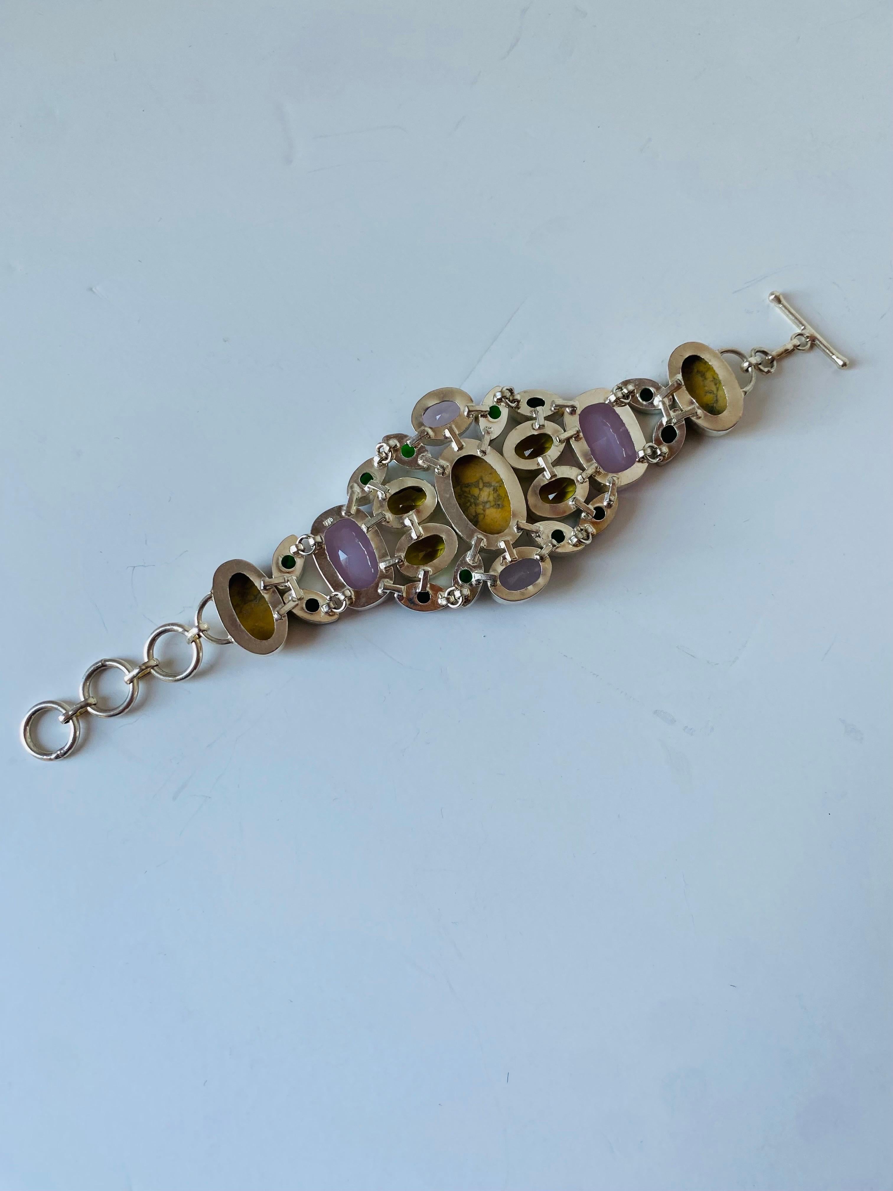 Americano Bracciale artigianale vintage in argento 925 con pietre semipreziose 1970s in vendita