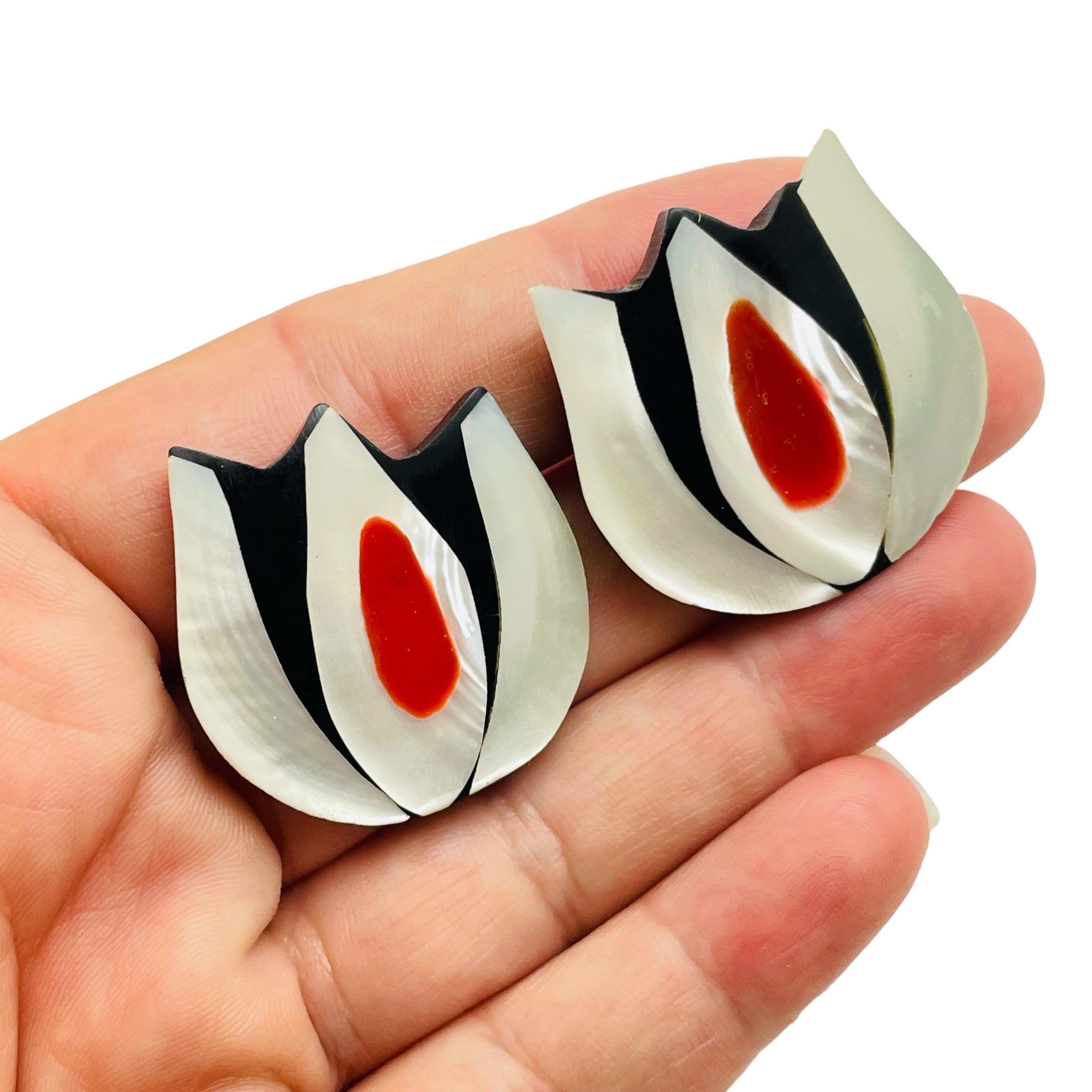 Women's Vintage artisan unique flower earrings For Sale