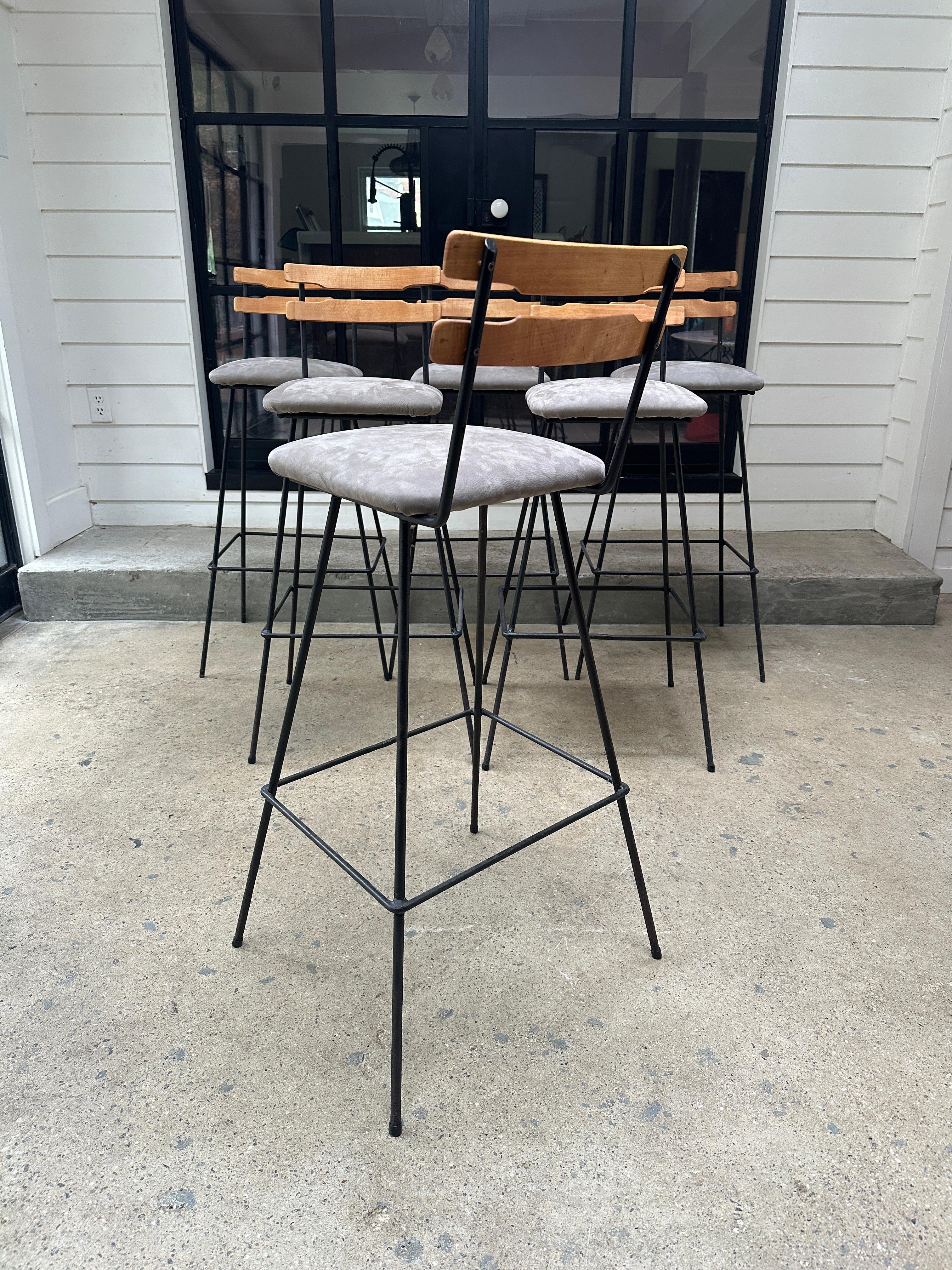 Tabourets de bar en acier faits à la main par un artiste vintage - ensemble de 6 Bon état - En vente à Asheville, NC