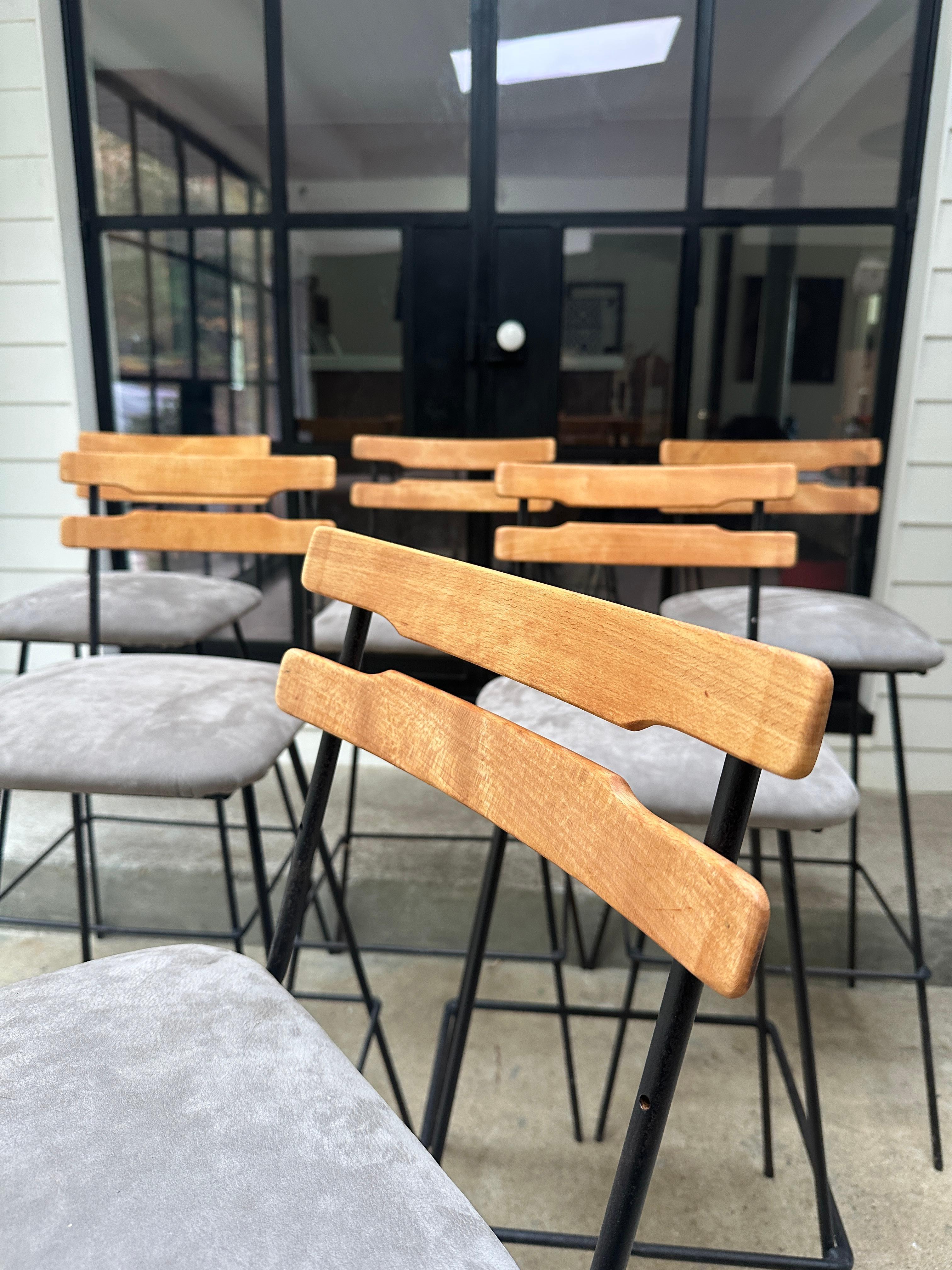 Tabourets de bar en acier faits à la main par un artiste vintage - ensemble de 6 en vente 2