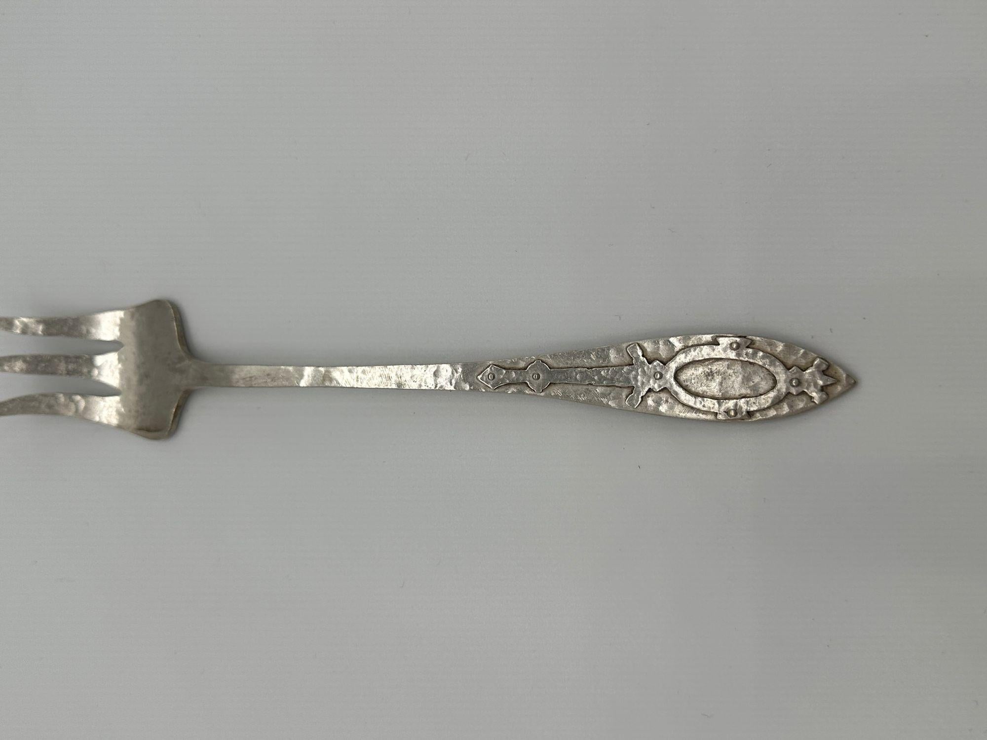 Vintage Arts and Crafts Fish Serving Fork For Sale 3