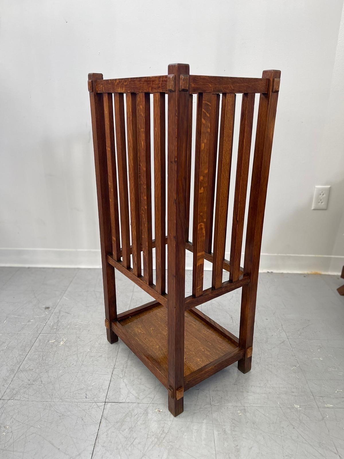 Vintage Wooden Umbrella Stand, No Makers Mark. Possibly Circa 1970. Vintage Condition Consistent with Age as Pictured.

Dimensions. 16 W ; 12 D ; 35 H