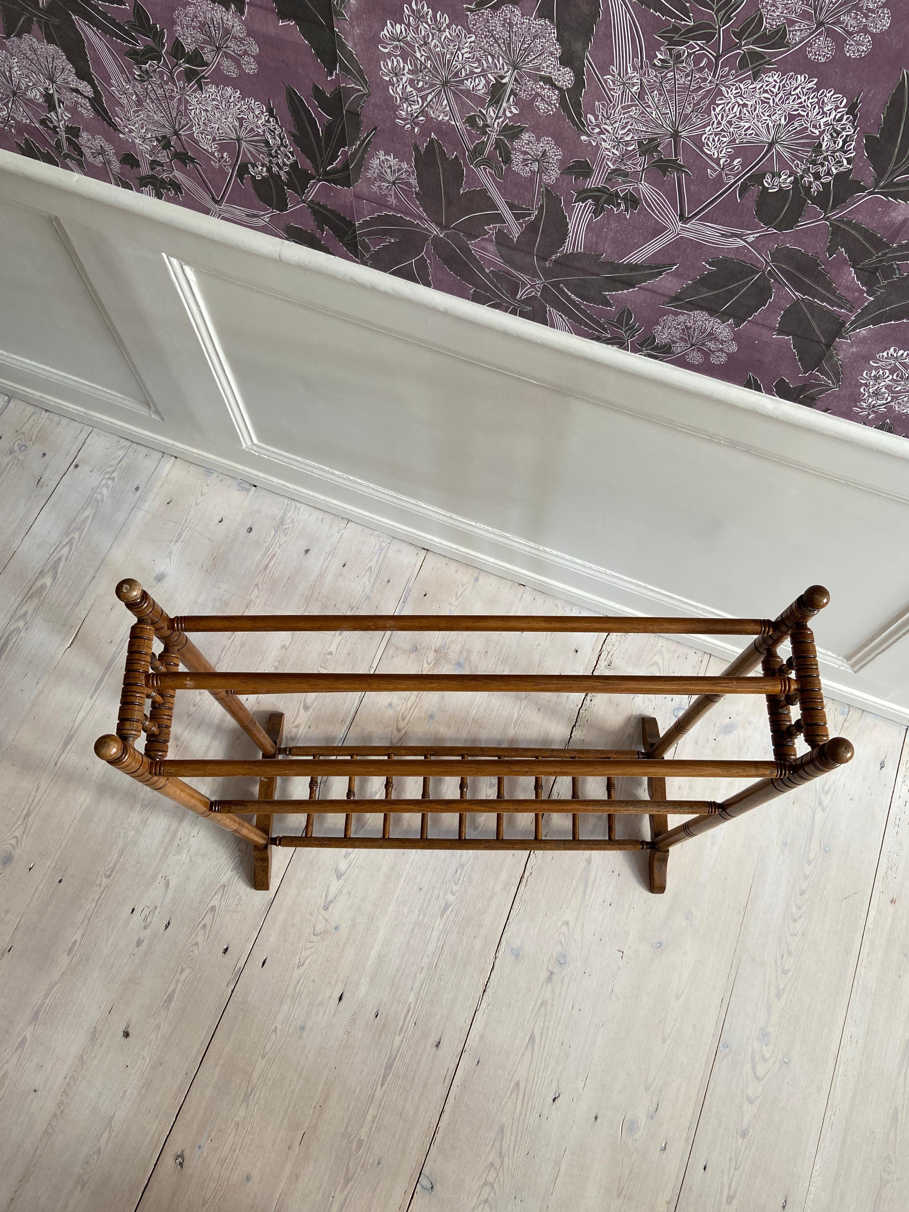 Vintage Arts and Crafts Towel Rail in Wood, England, Late 19th Century 4