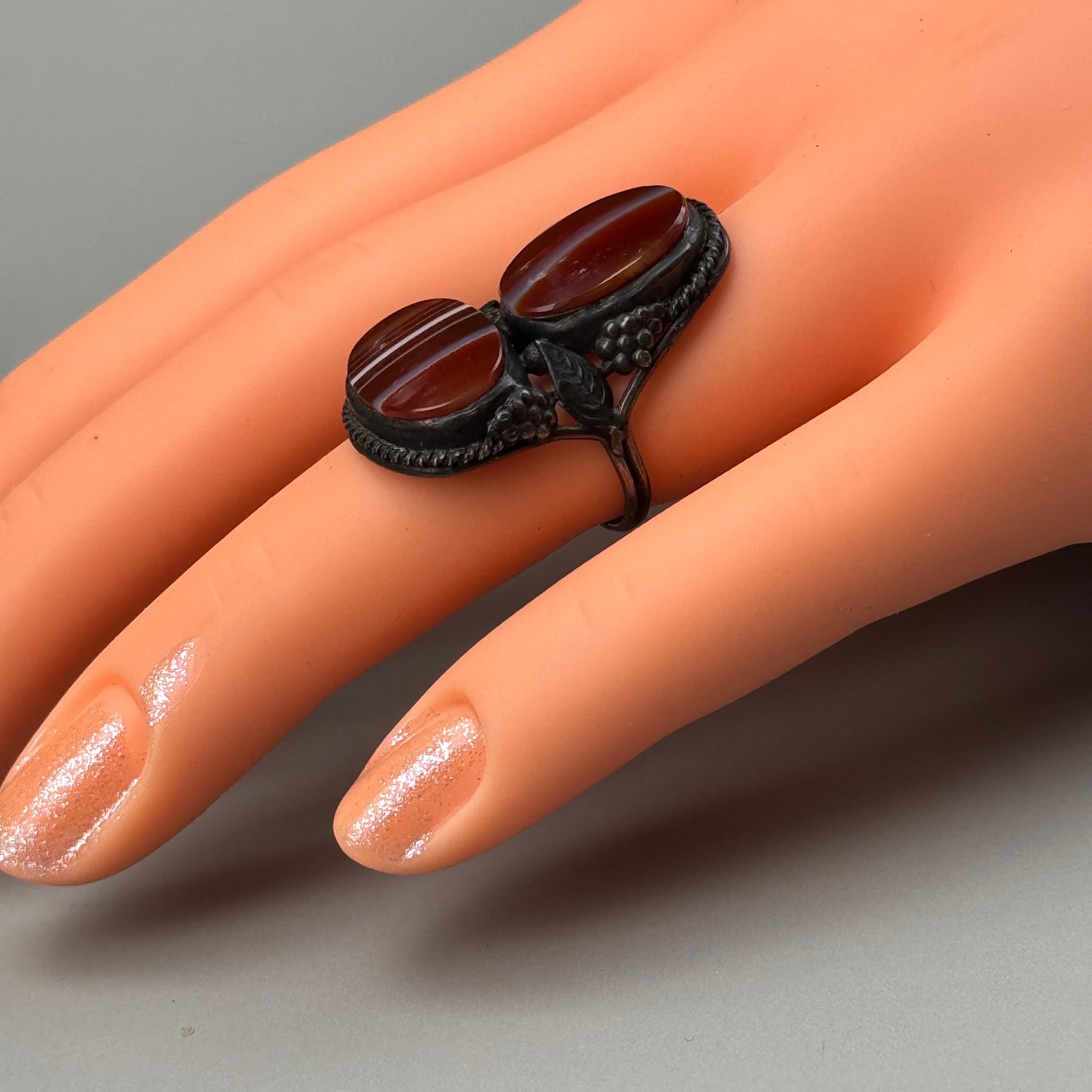 Vintage Arts & Crafts Art Nouveau Sterling Silver Banded Agate Ring: For Sale 1