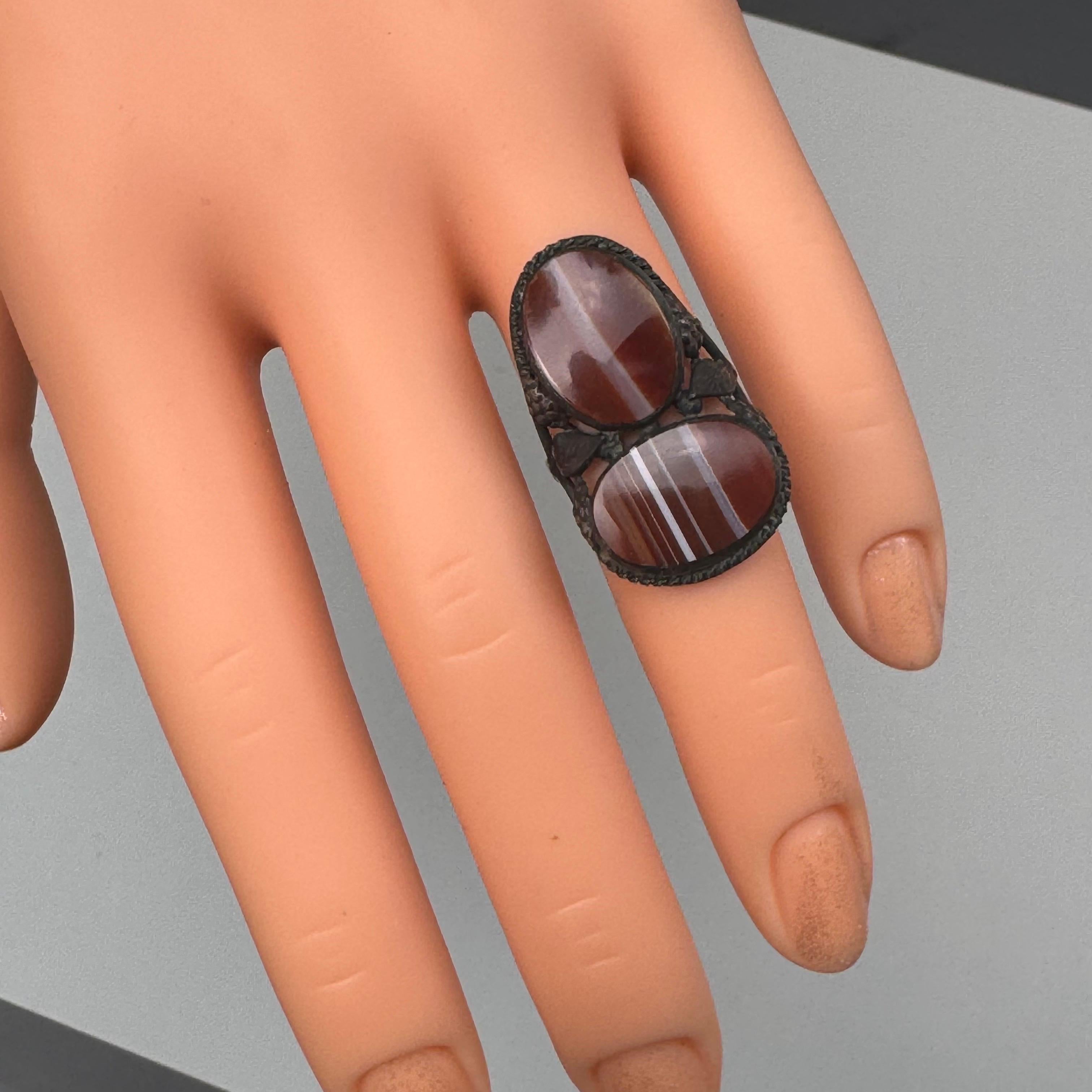 Vintage Arts & Crafts Art Nouveau Sterling Silver Banded Agate Ring: For Sale 2
