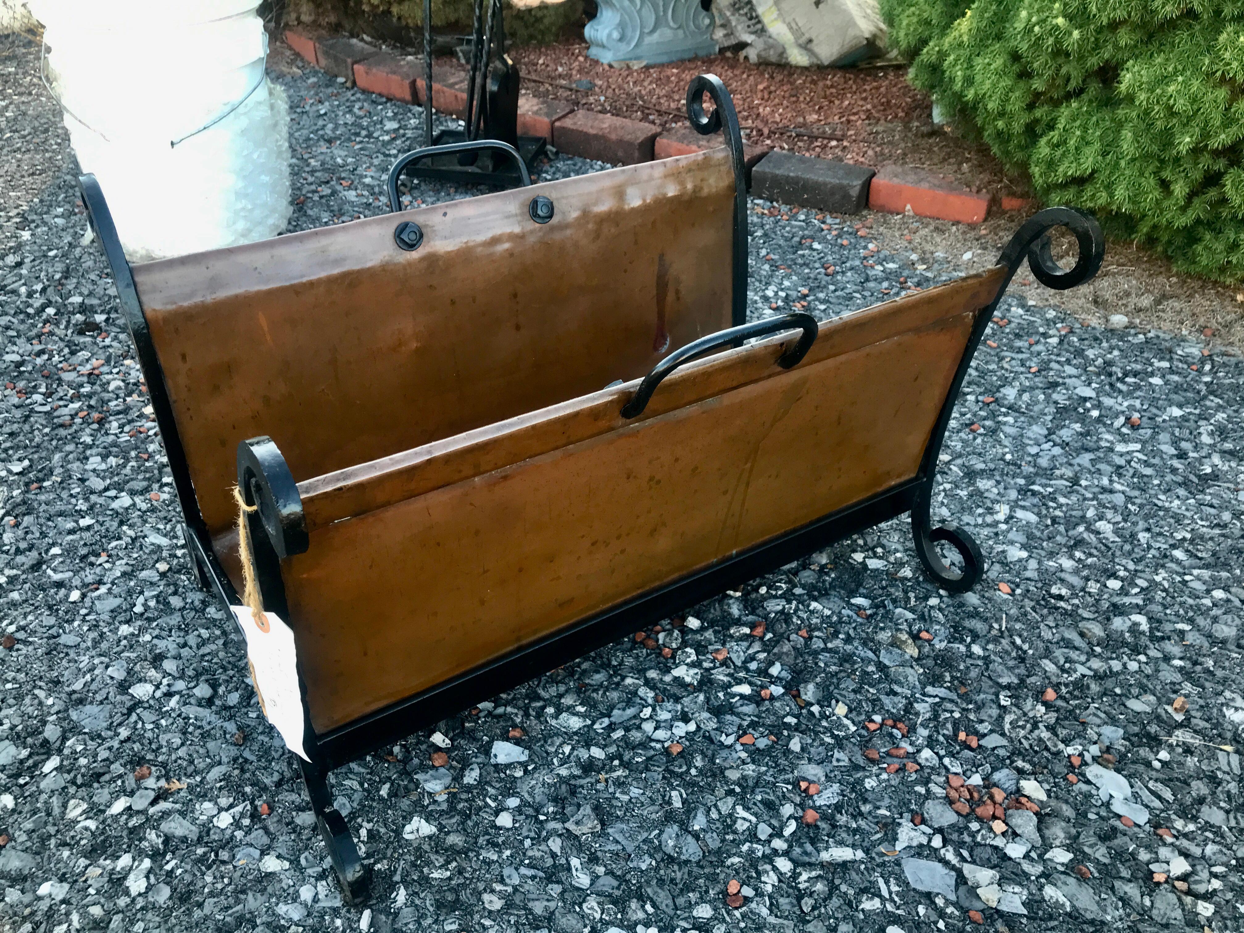 Arts and Crafts Vintage ARTS &CRAFTS   Porte-bûches -  L'époque Stickley     W7100 en vente