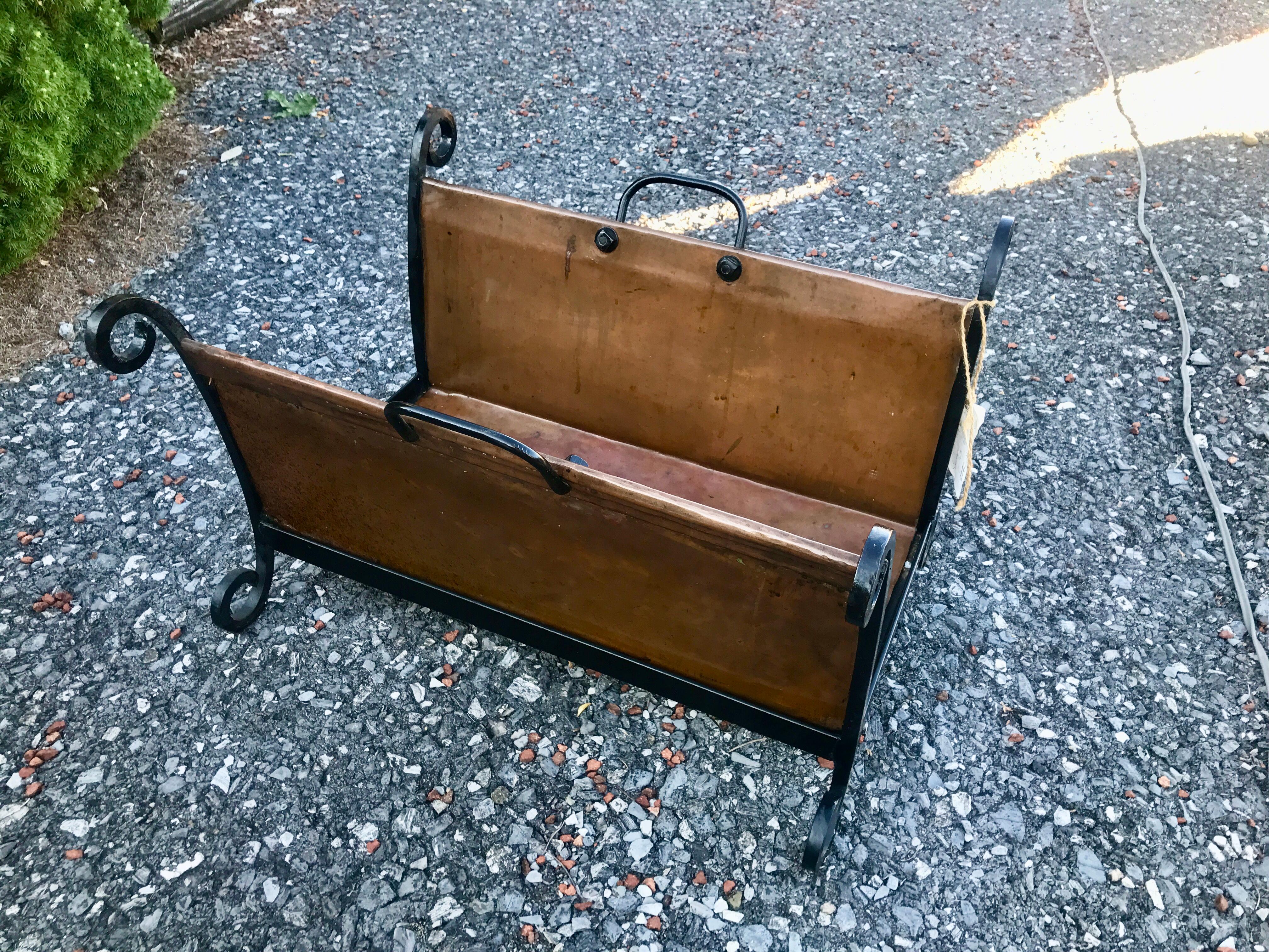 Américain Vintage ARTS &CRAFTS   Porte-bûches -  L'époque Stickley     W7100 en vente