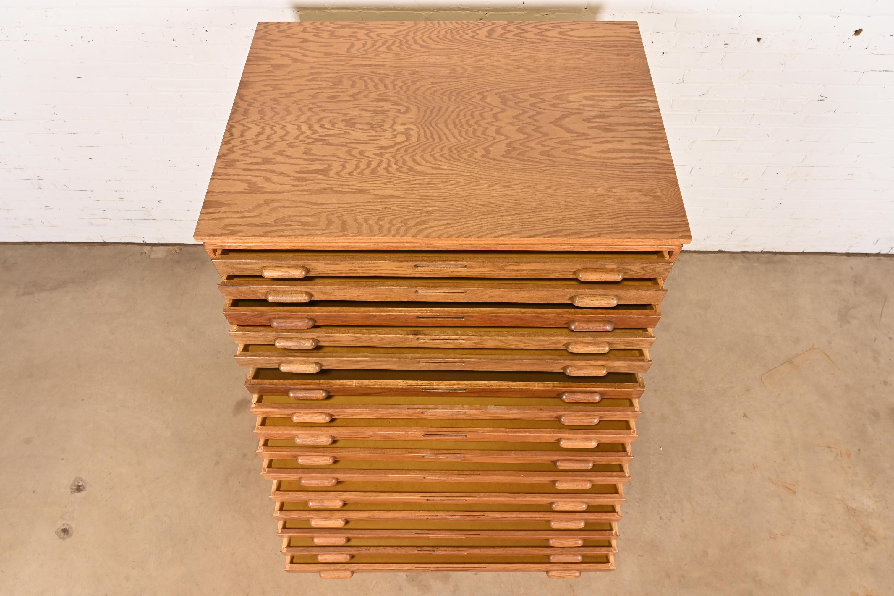 Quercia Armadietto a 15 cassetti in rovere per progetti architettonici d'epoca, Arts & Crafts in vendita